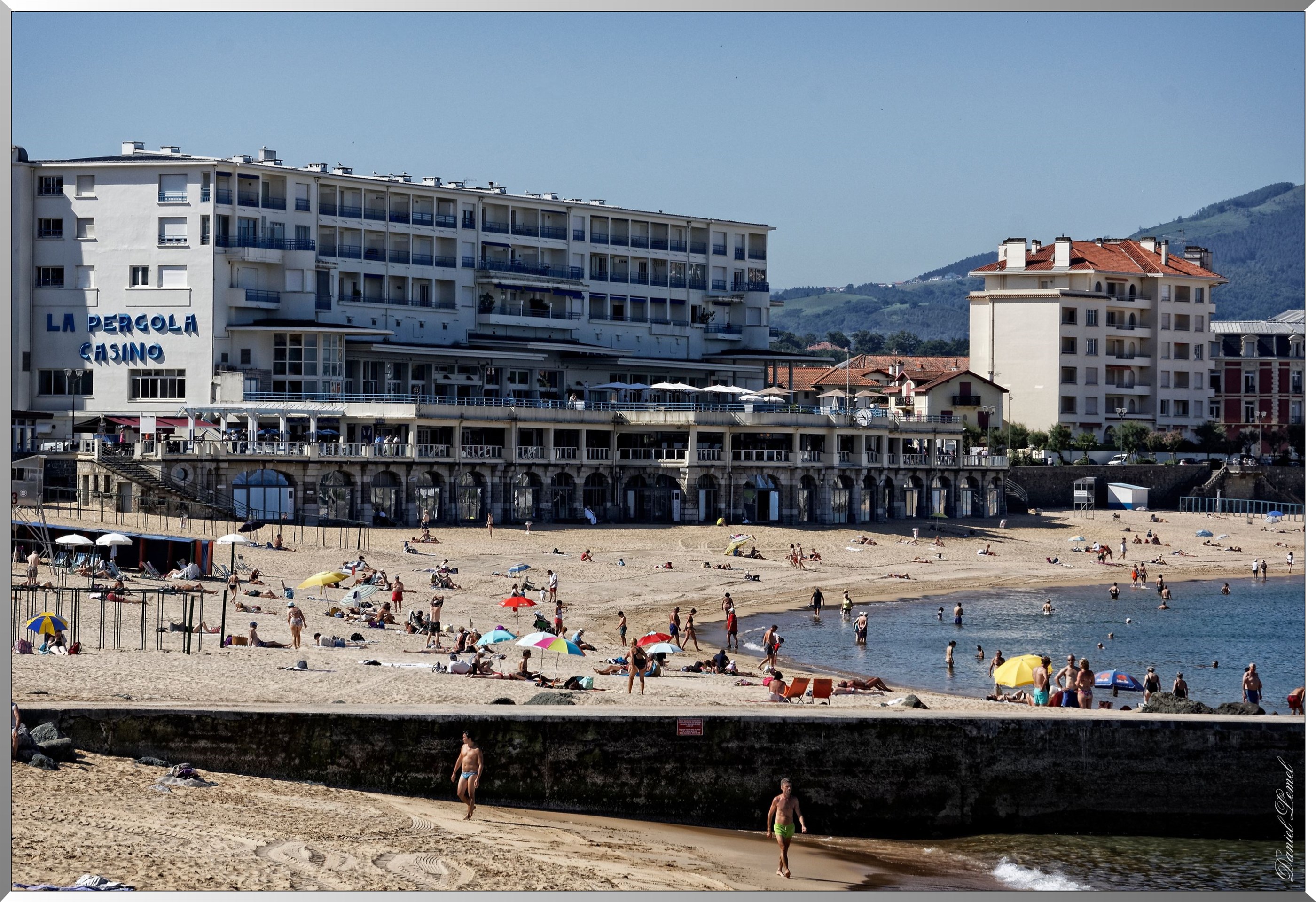 Digue et Casino