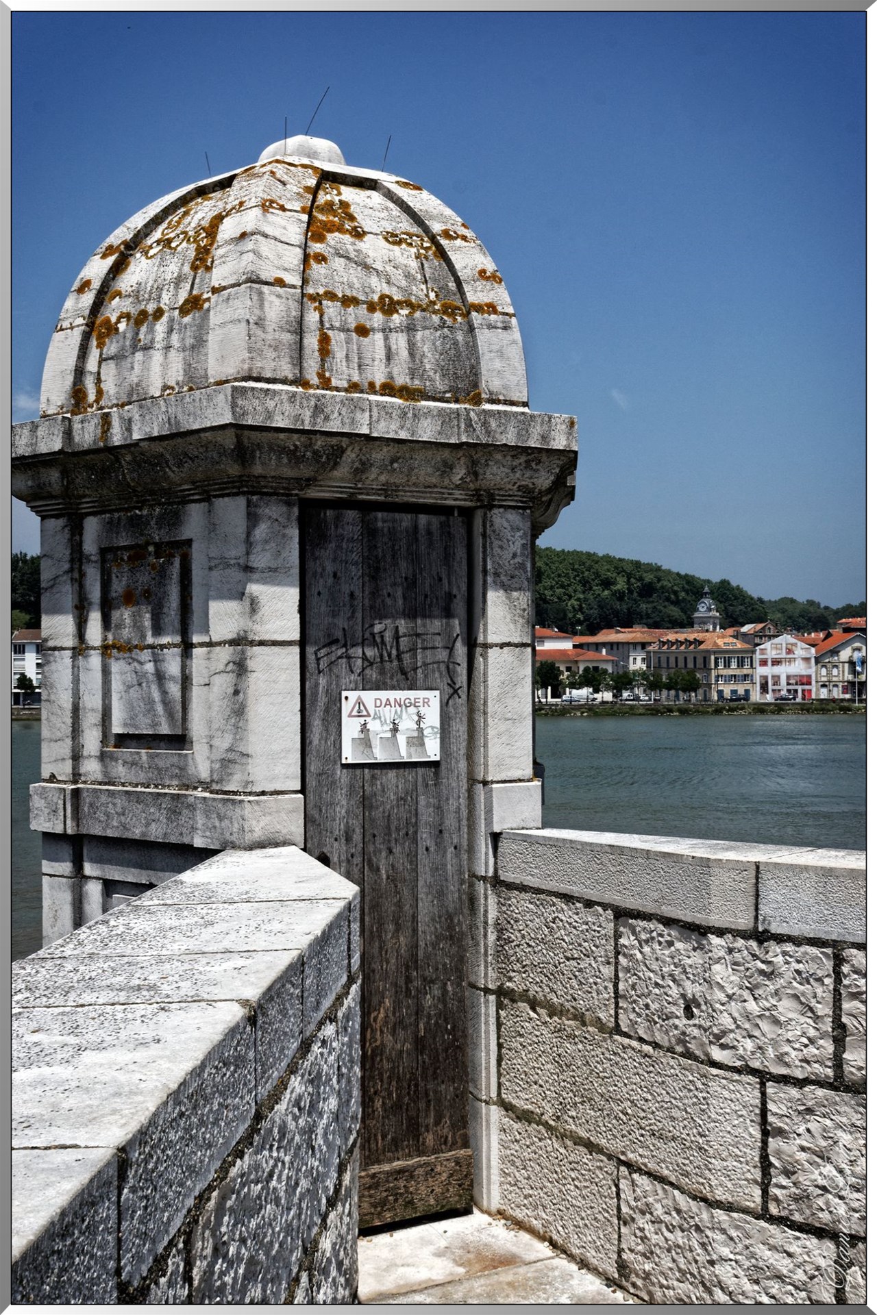 Guerite entre L'Adour et La Nive