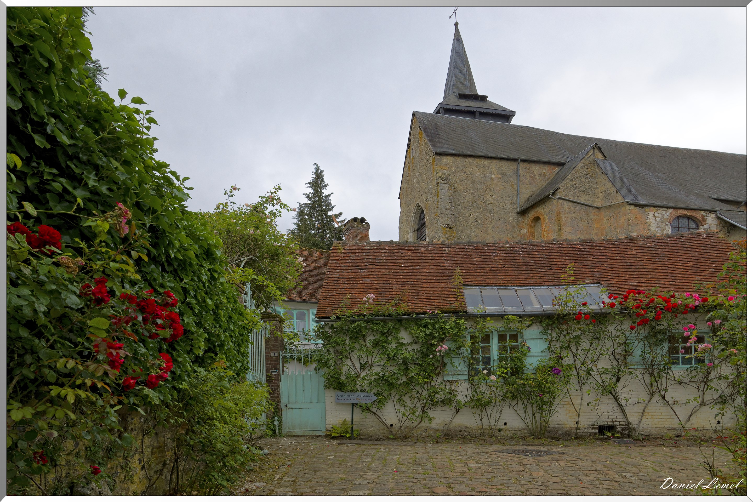 Collégiale Saint-Pierre de Gerberoy