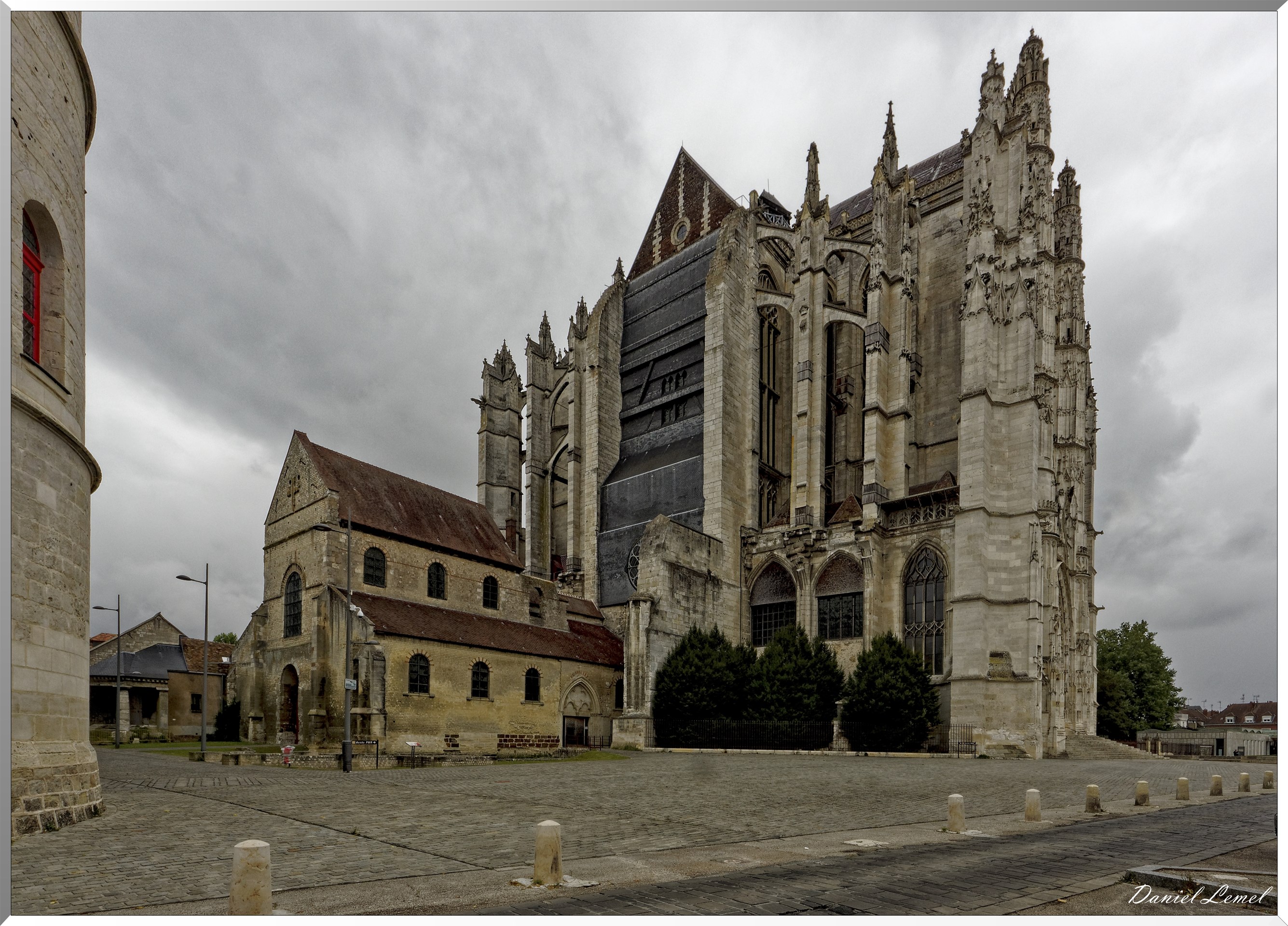 Eglise Notre-Dame-de-la-Basse-Oeuvre