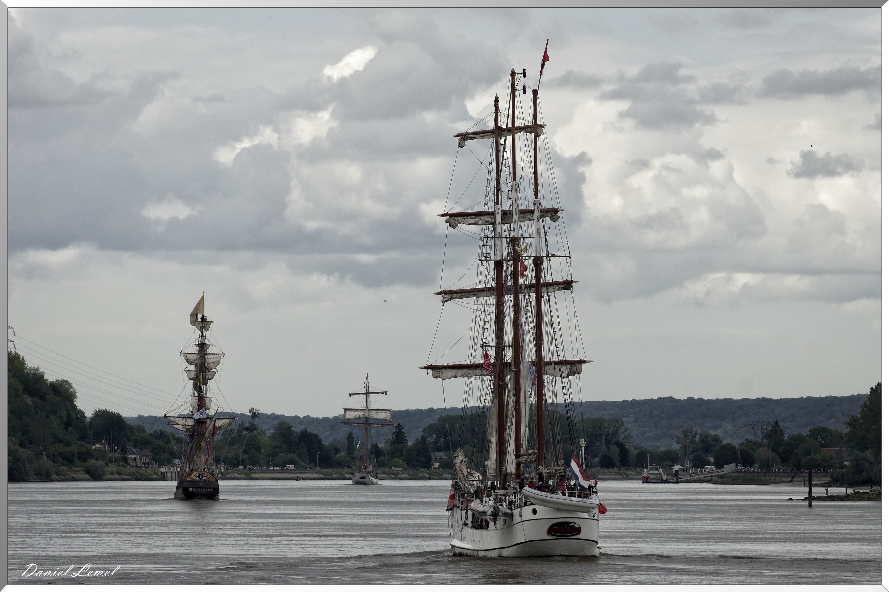 LOTH LORIEN