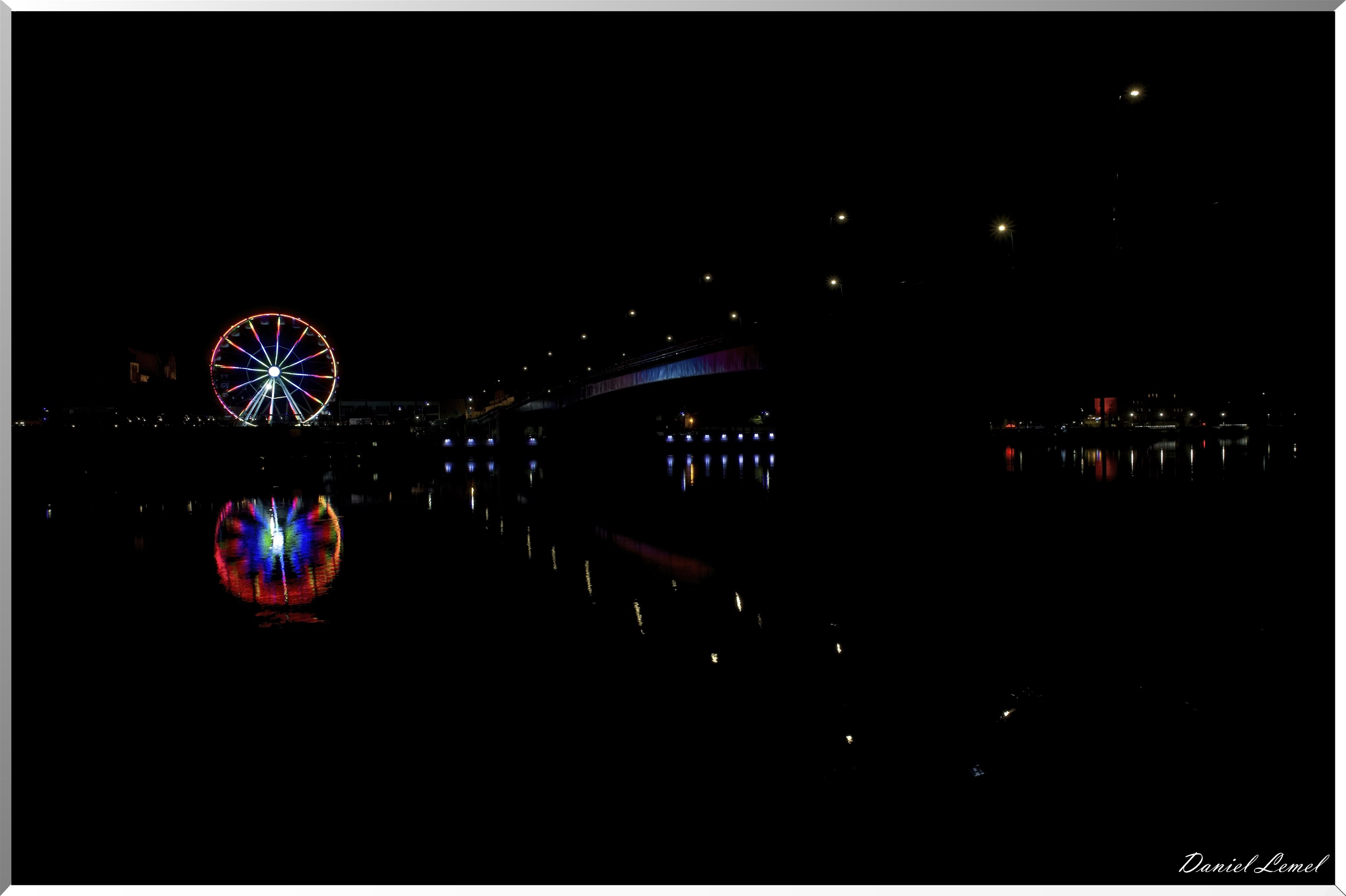  DSC0067 DxOW