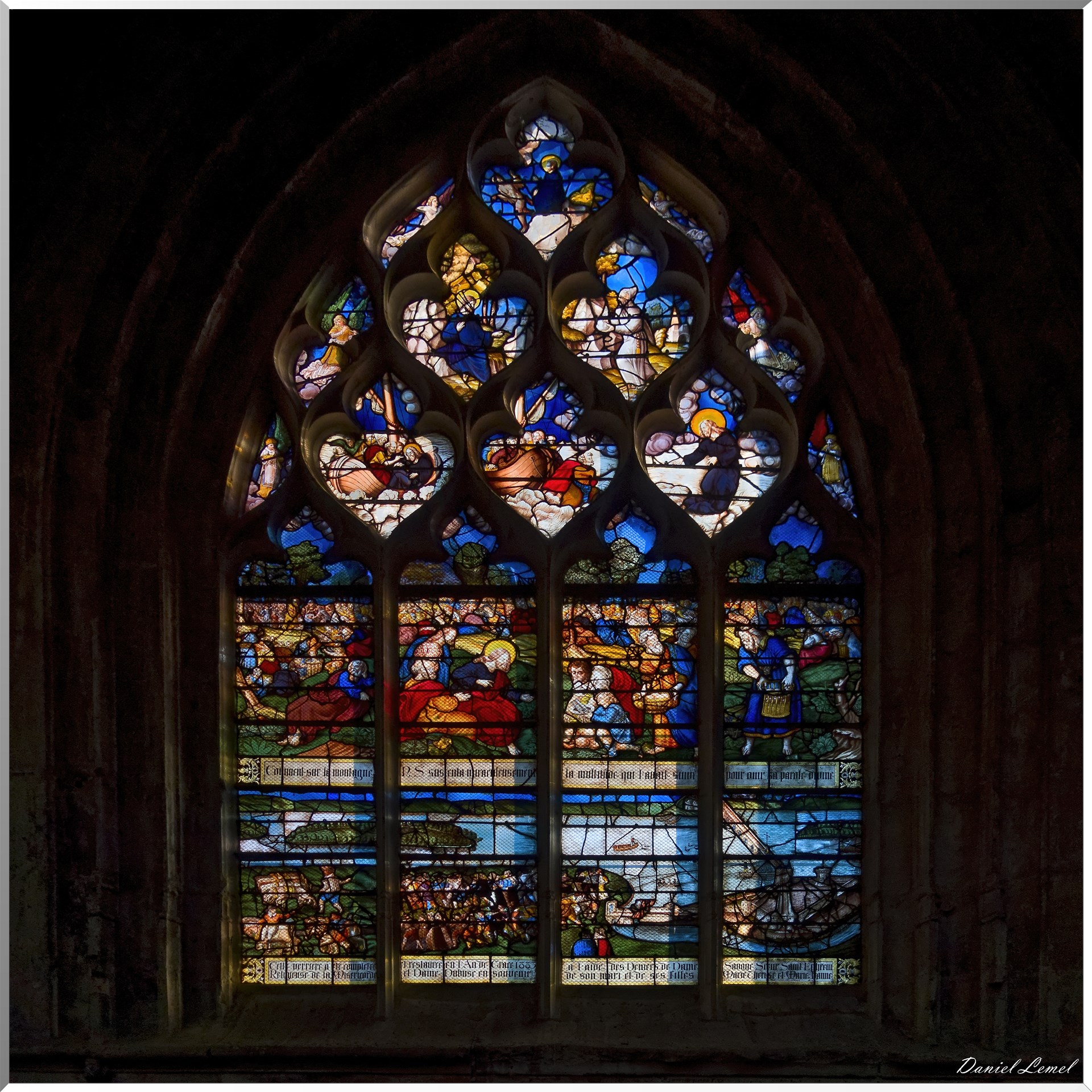 Église Notre-Dame-des-Arts de Pont-de-l'Arche - Vitrail datant de 1606