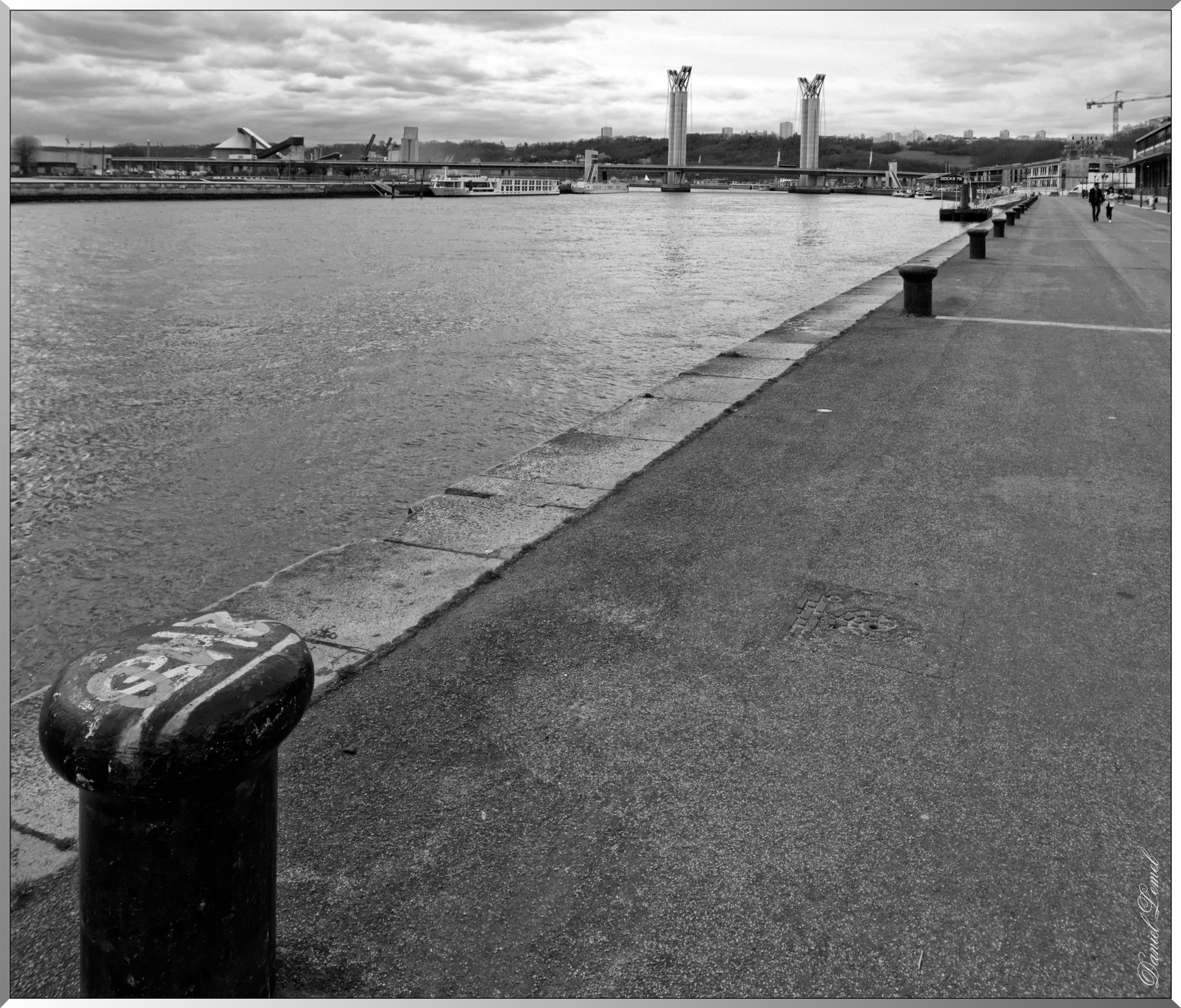 Le pont Flaubert