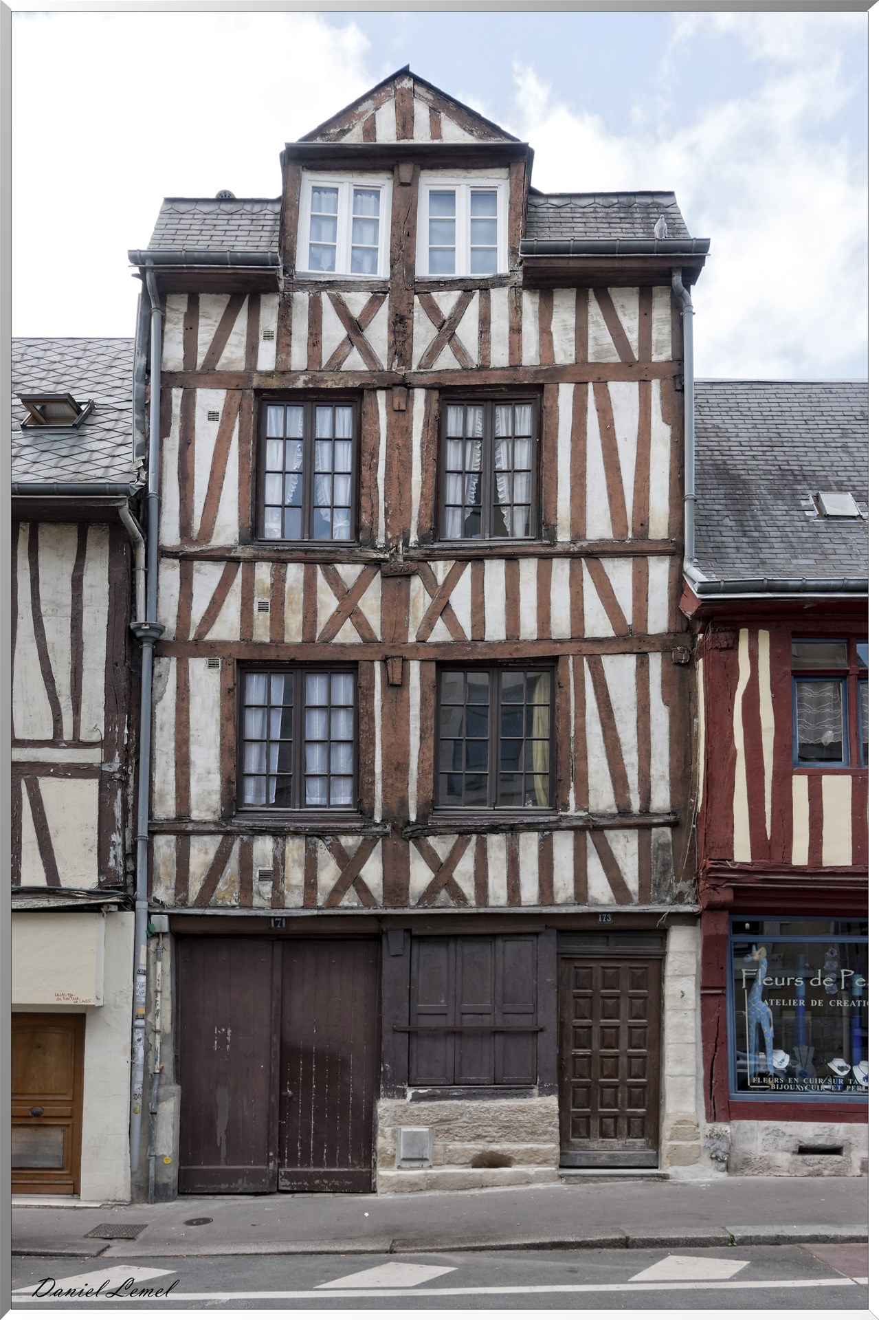 DSC05442 DxOW