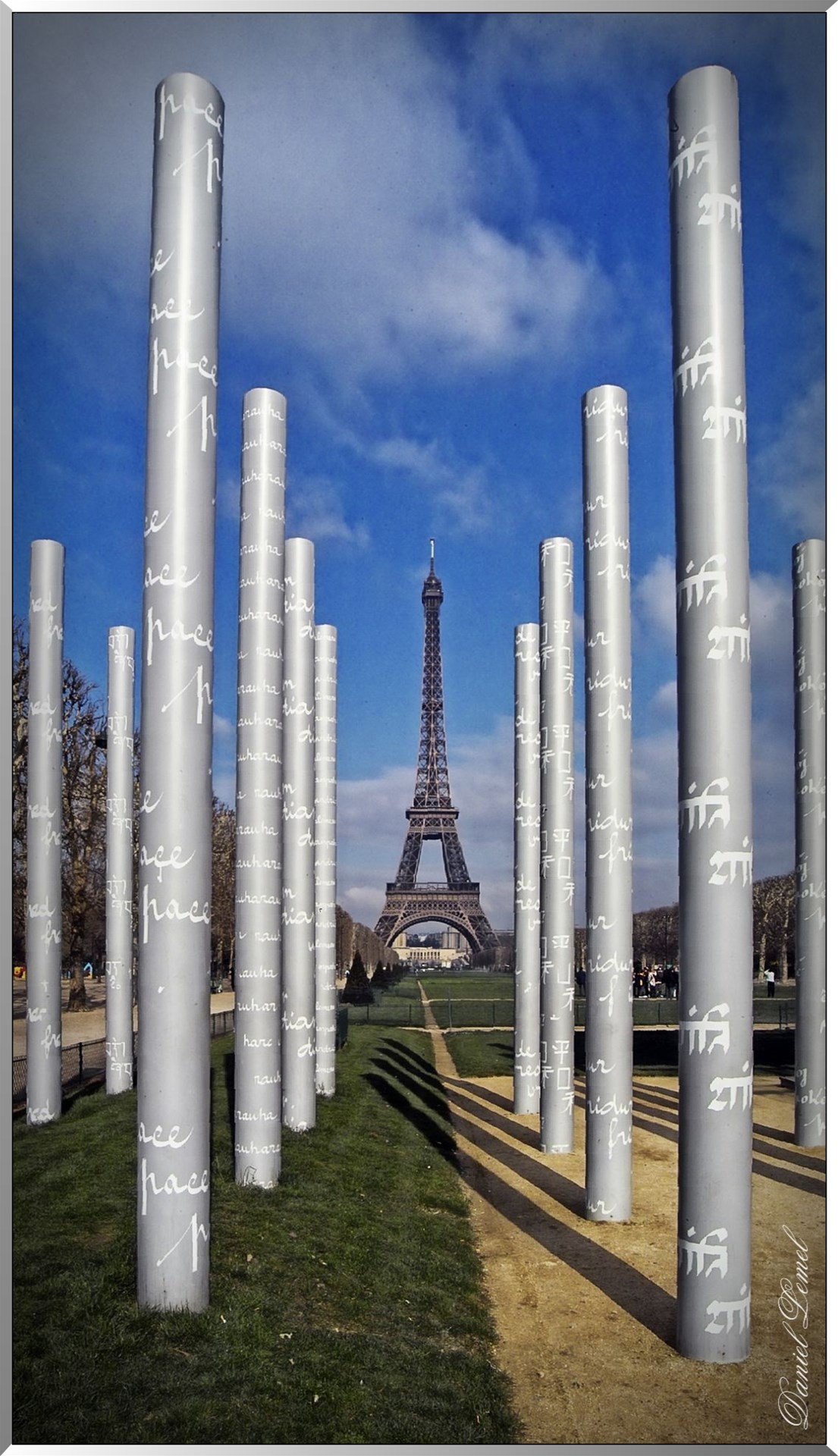 Le mur pour la paix - Colonnes
