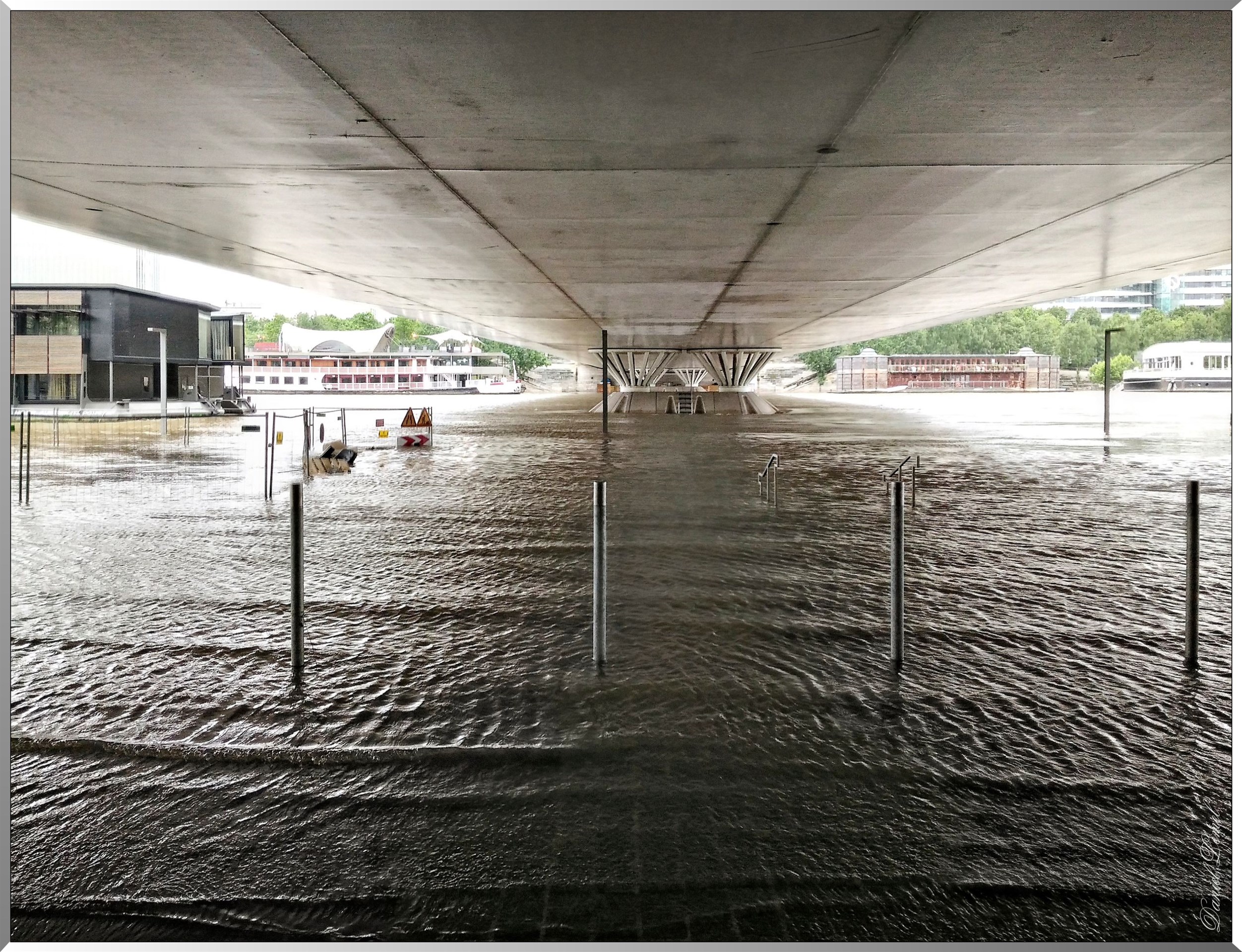 Pont Charles de Gaulle