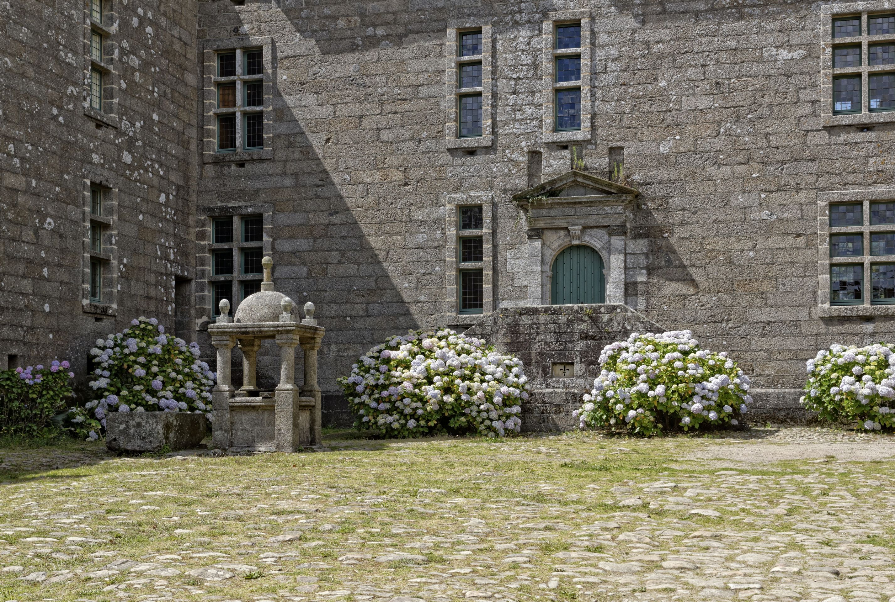 Château de Kergroadez