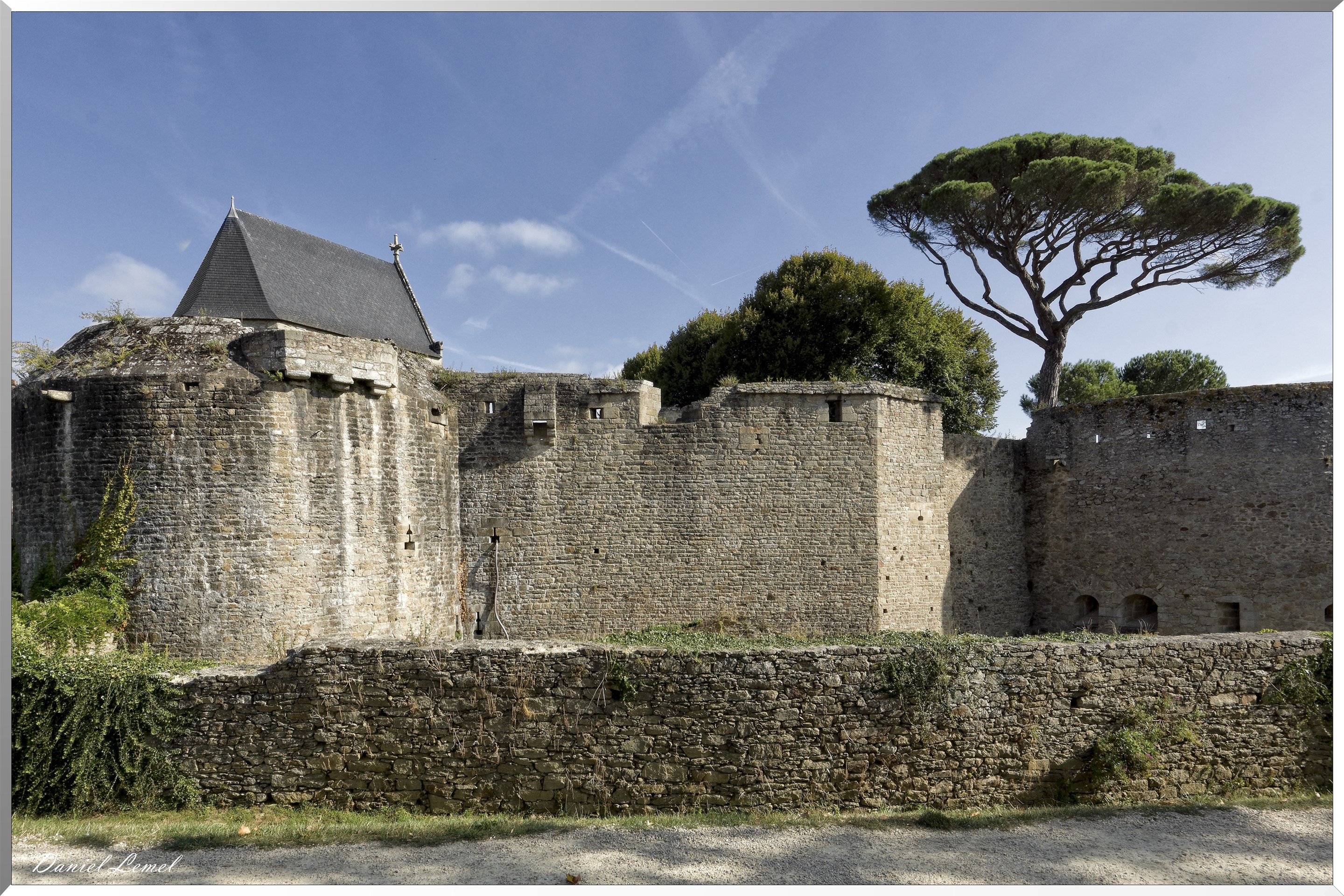  DSC0022 DxOW