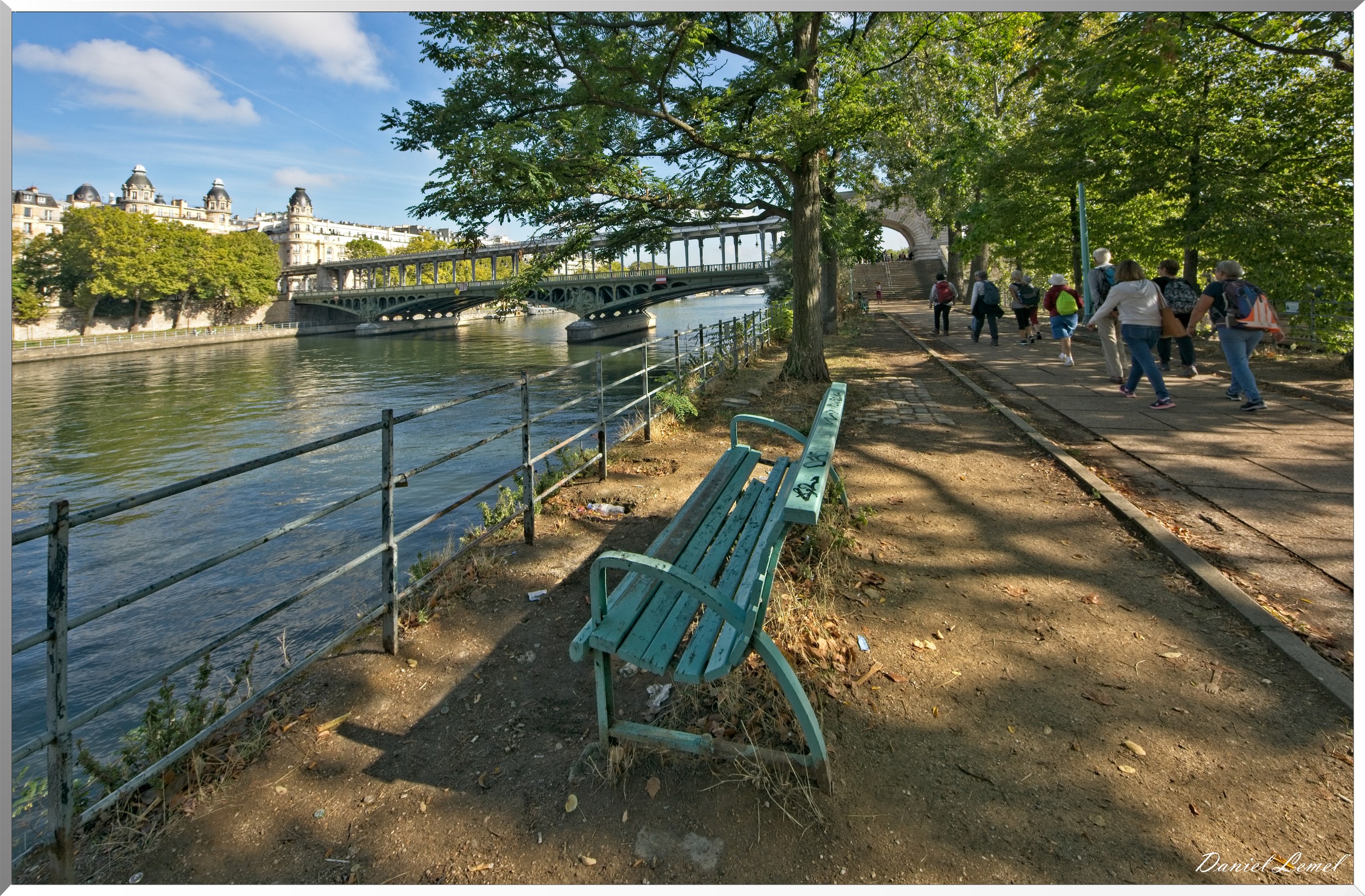 Pont de Bir Hakeim - Ile aux cygnes