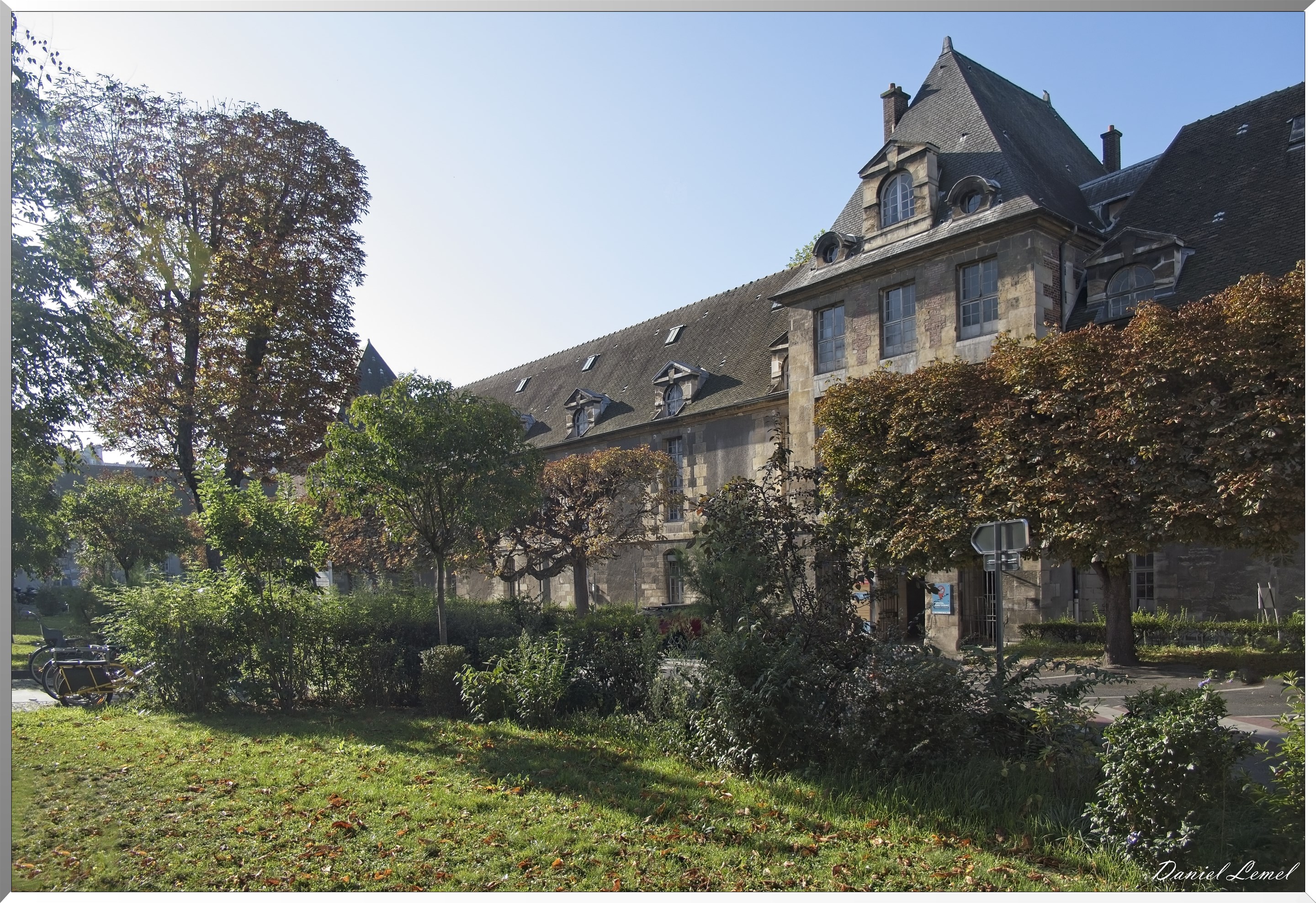 Hôpital  Saint-Louis