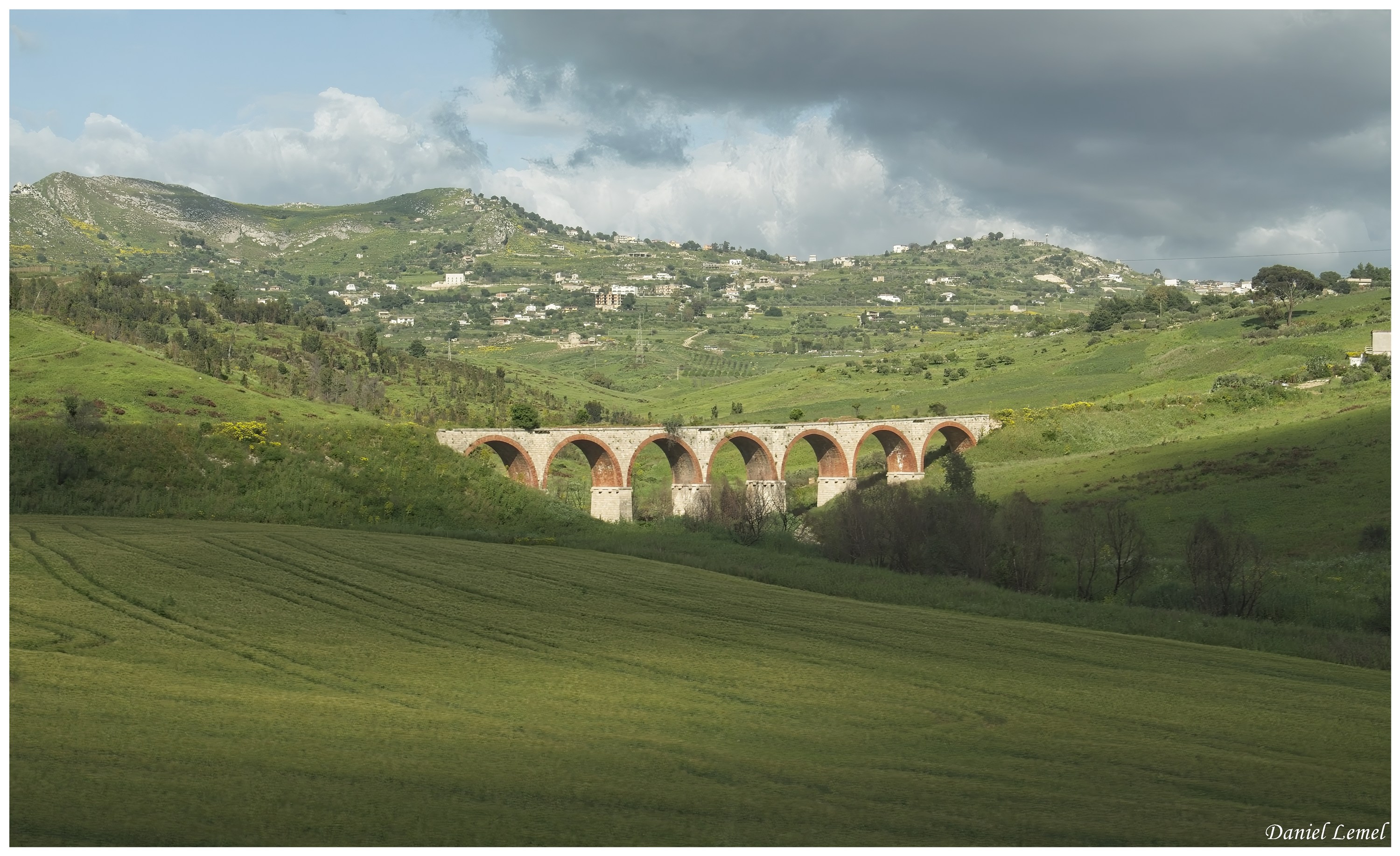  DSC3028W