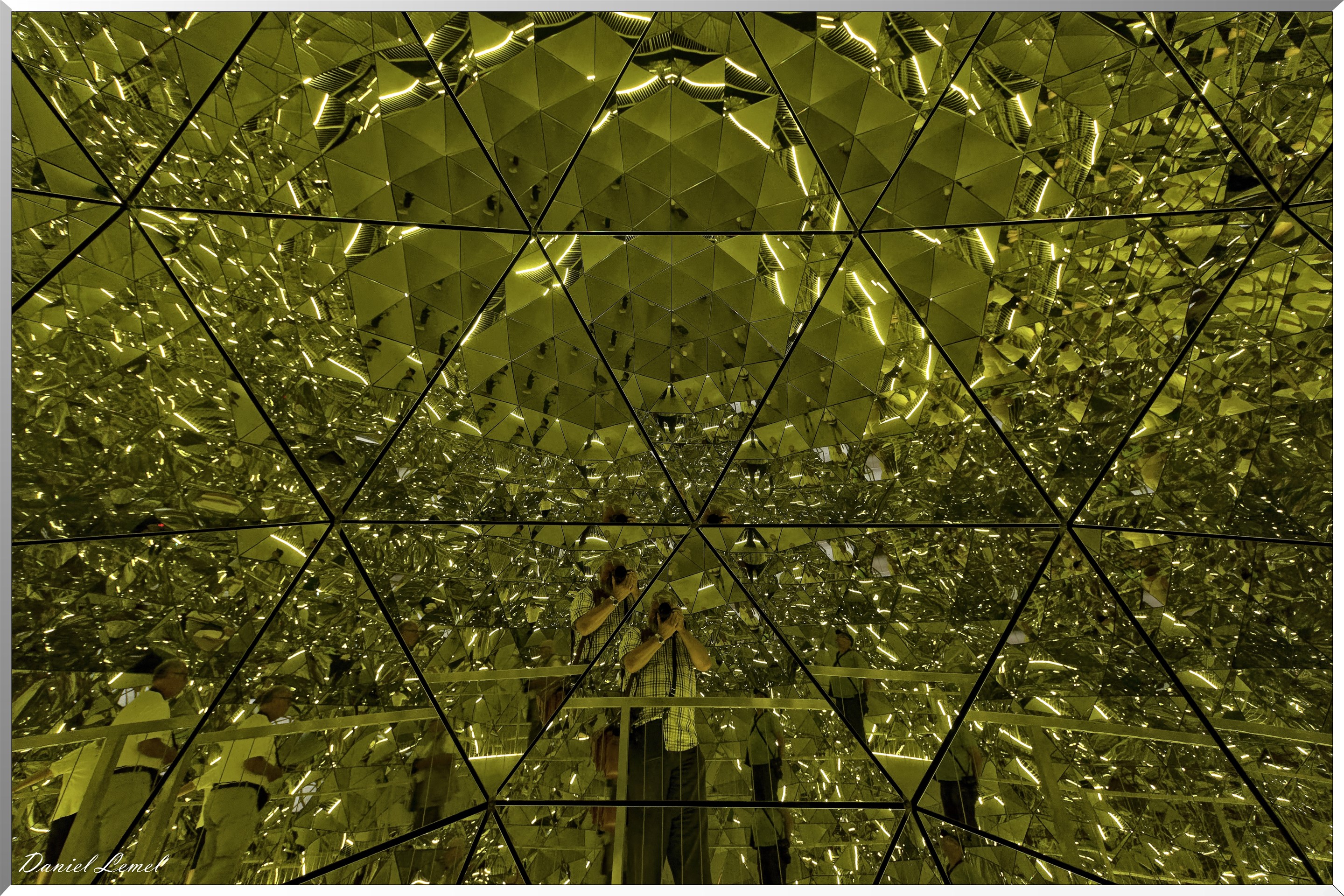 CRYSTAL DOME