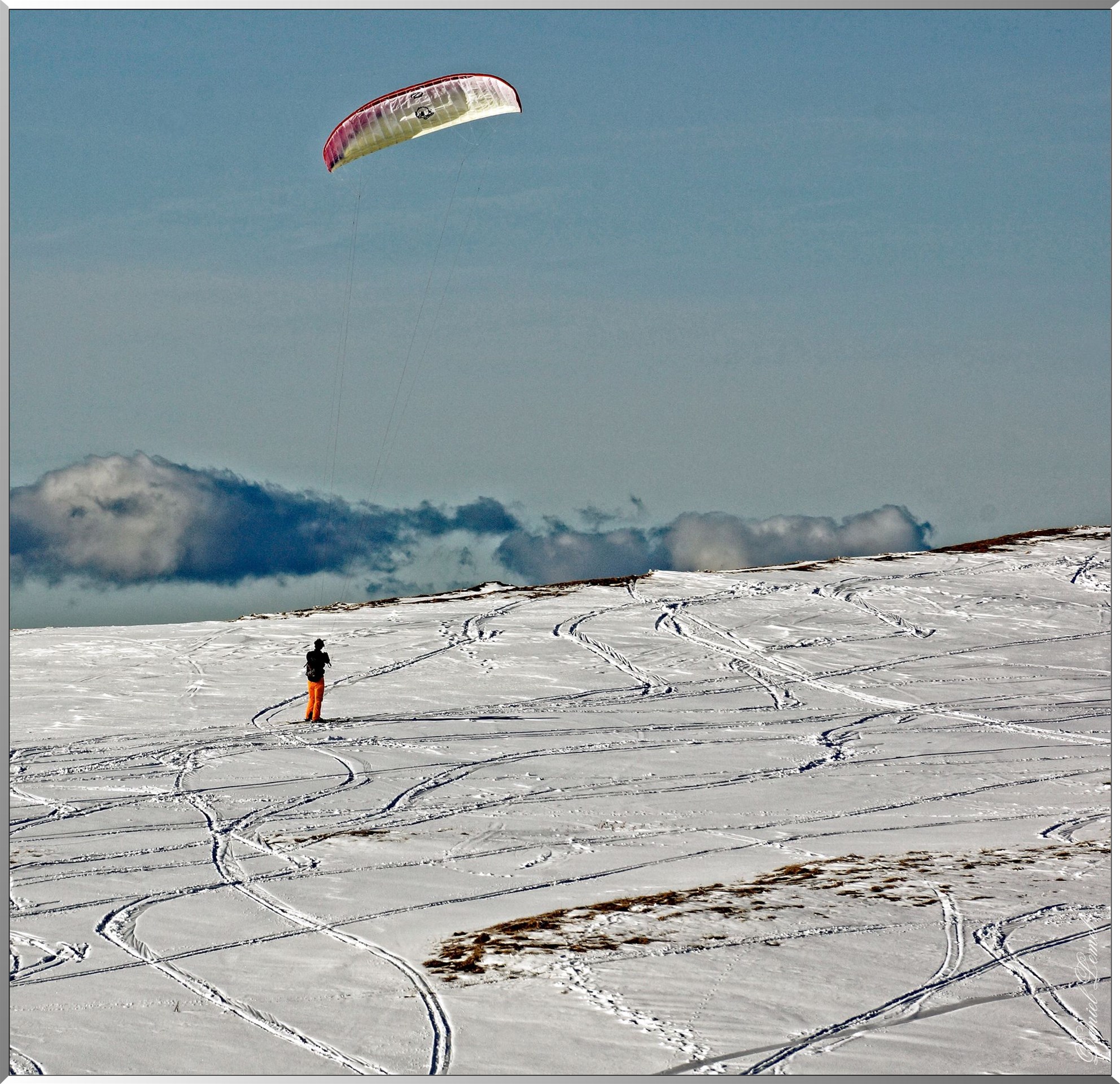 Snowkite