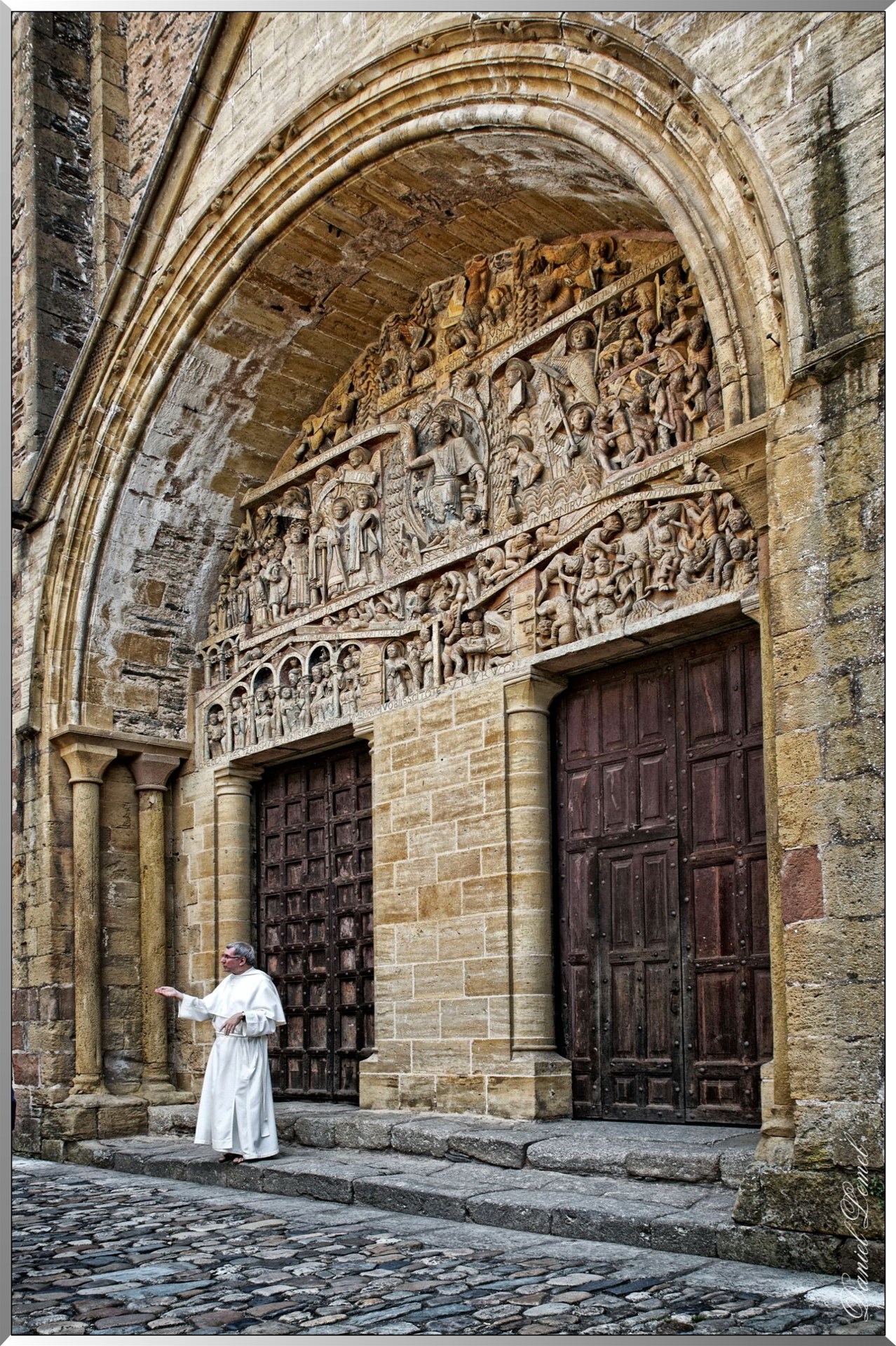 Tympan de l'Abbatiale Sainte-Foy - Conques