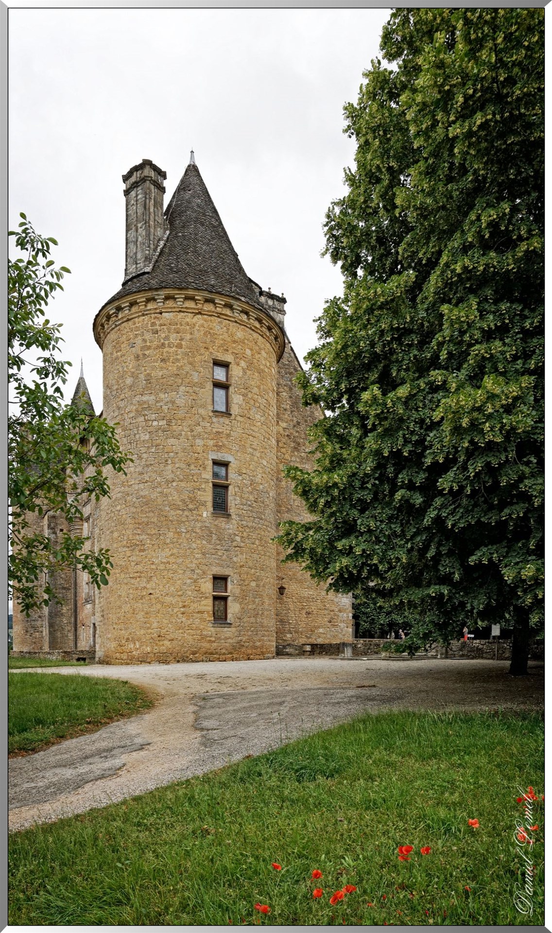 Tour extérieure