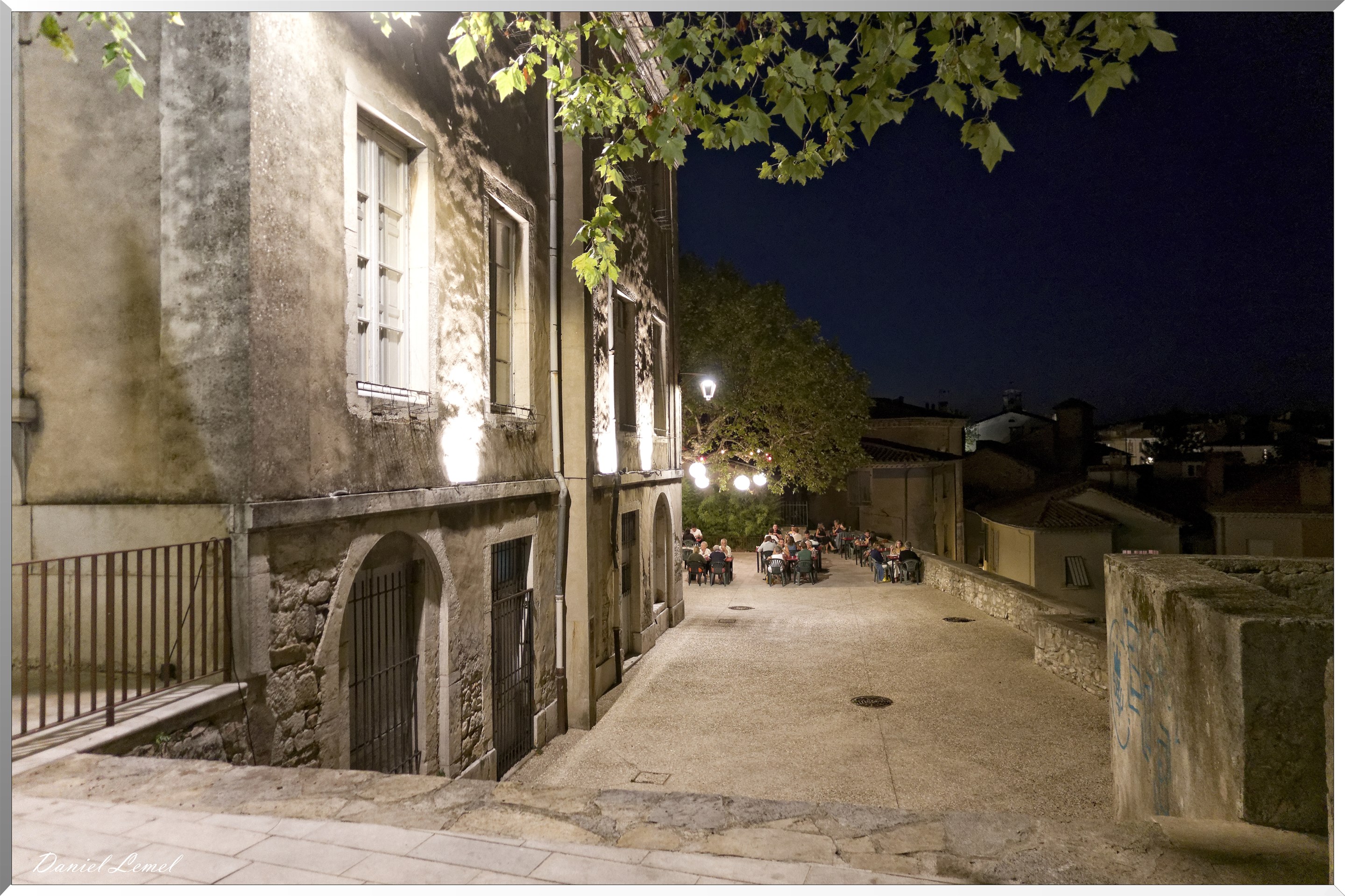Le village la nuit
