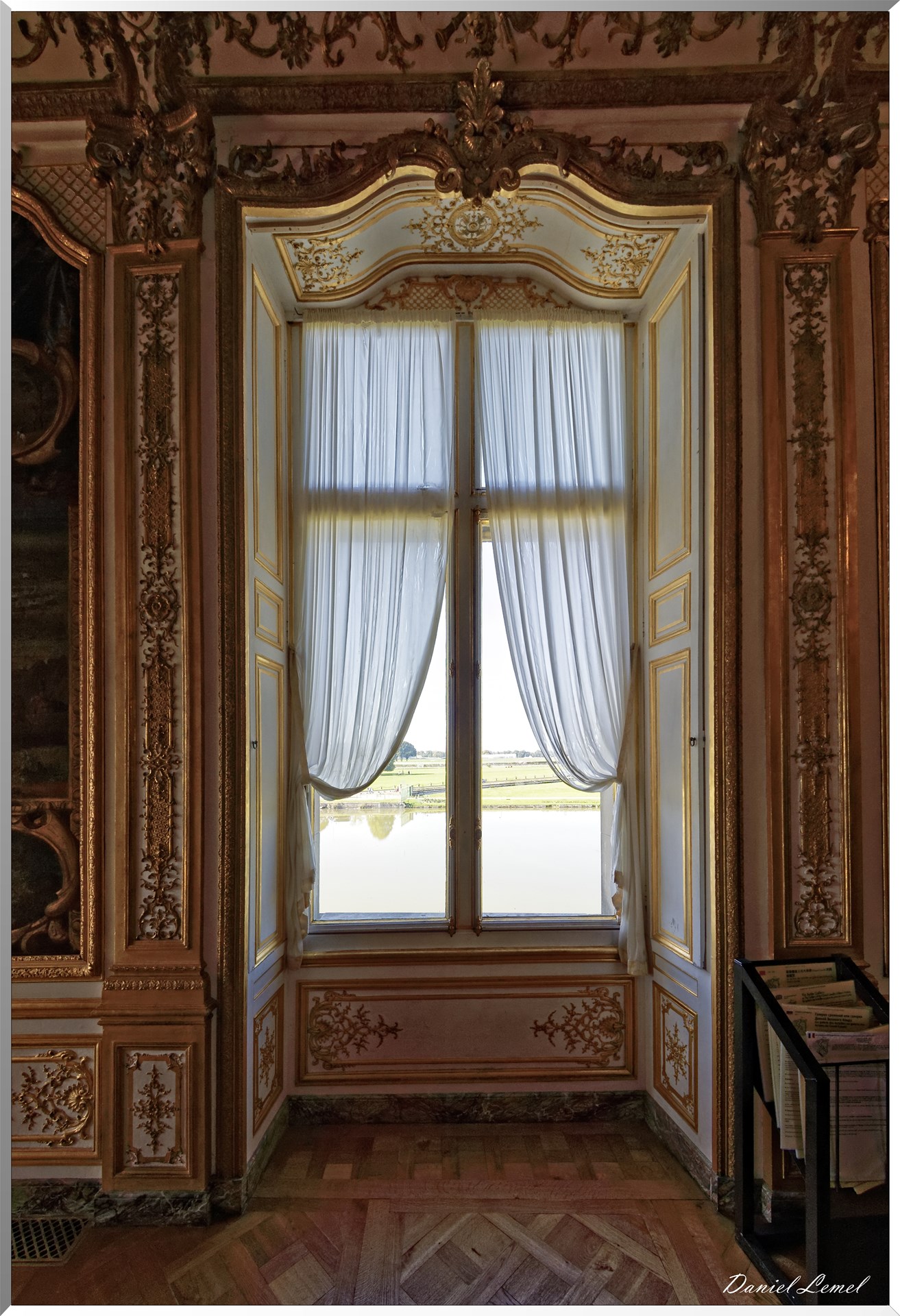  DSC0091 DxOW