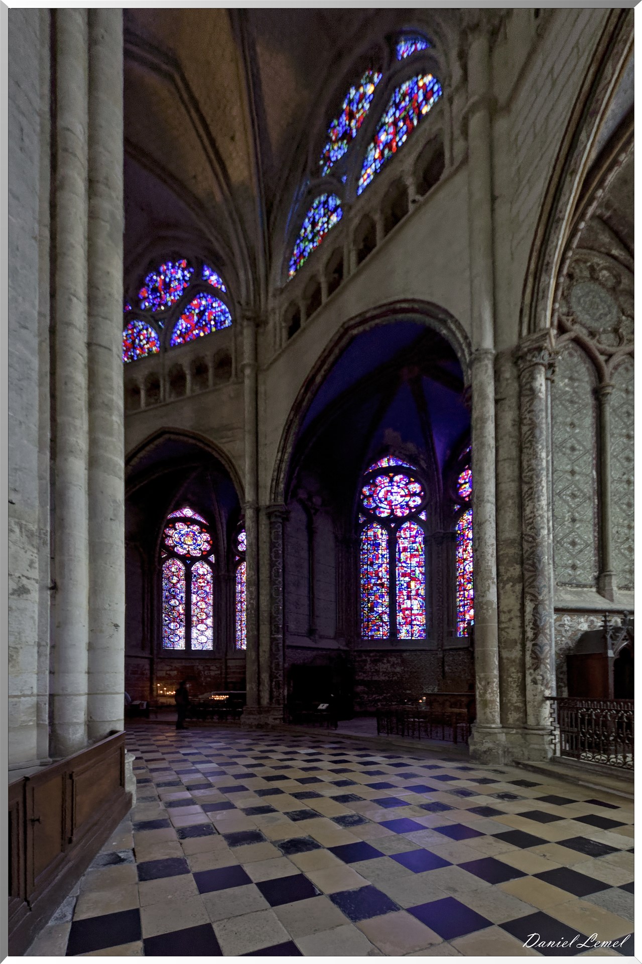  DSC0075 DxOW