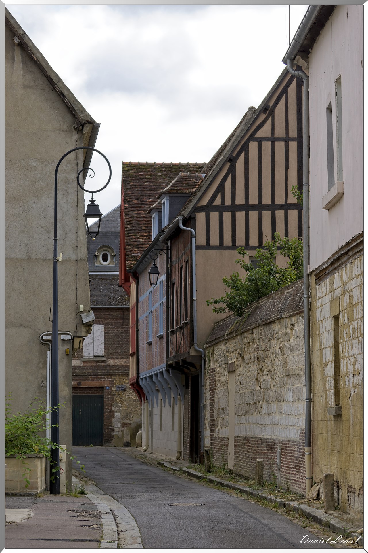  DSC0018 1 DxOW