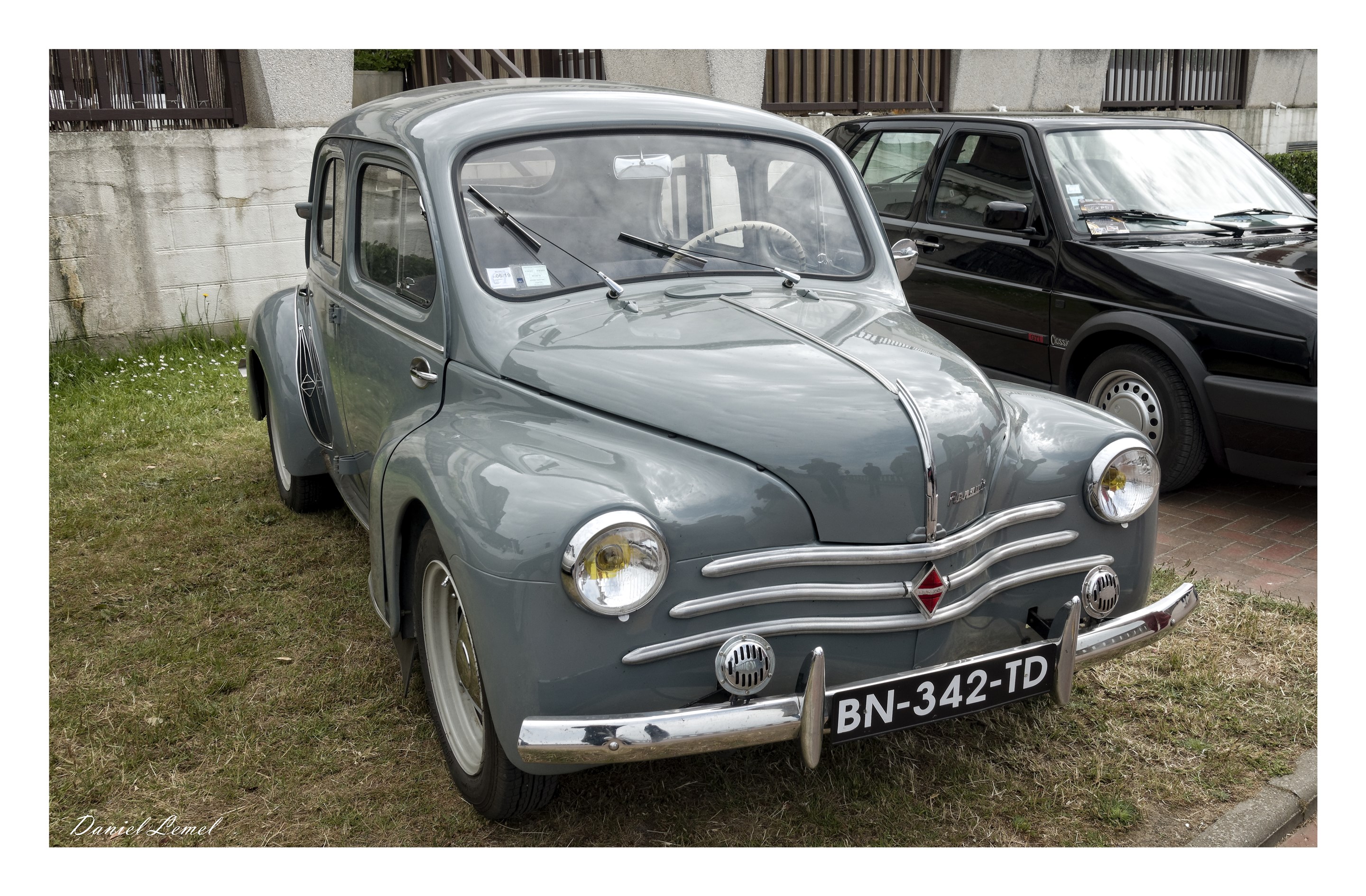 Renault 4 CV