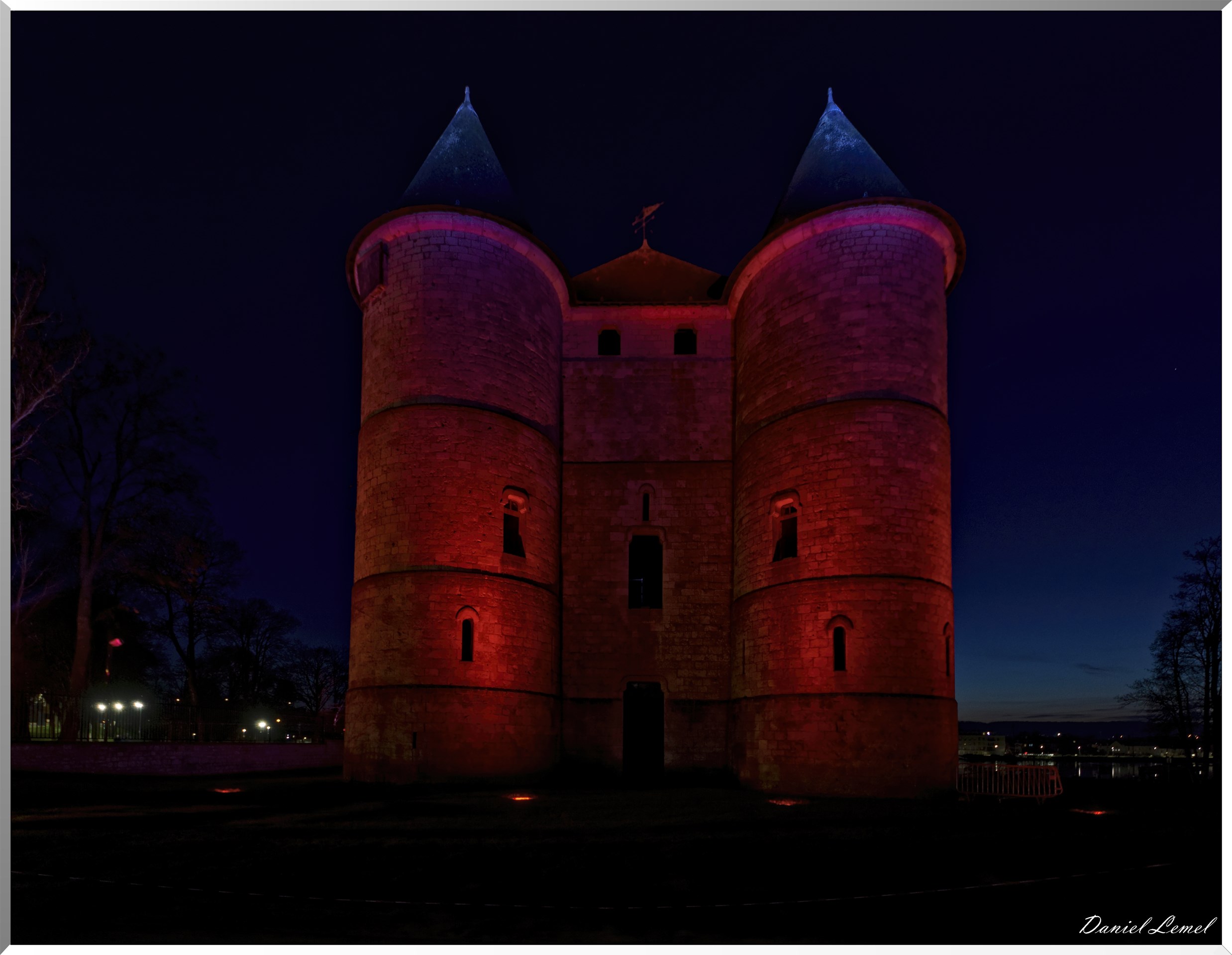  DSC00041 DxOW