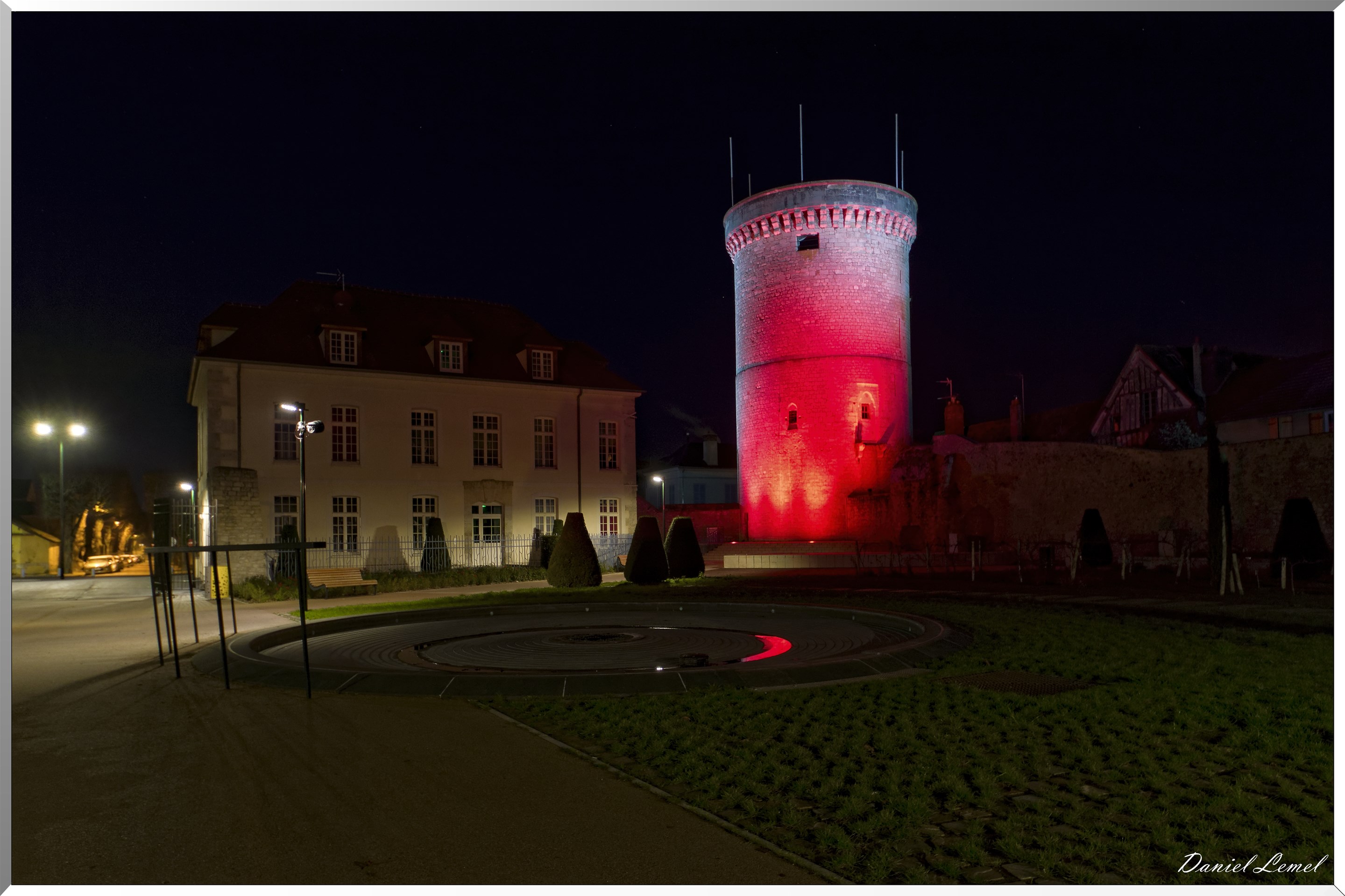  DSC0043 DxOW