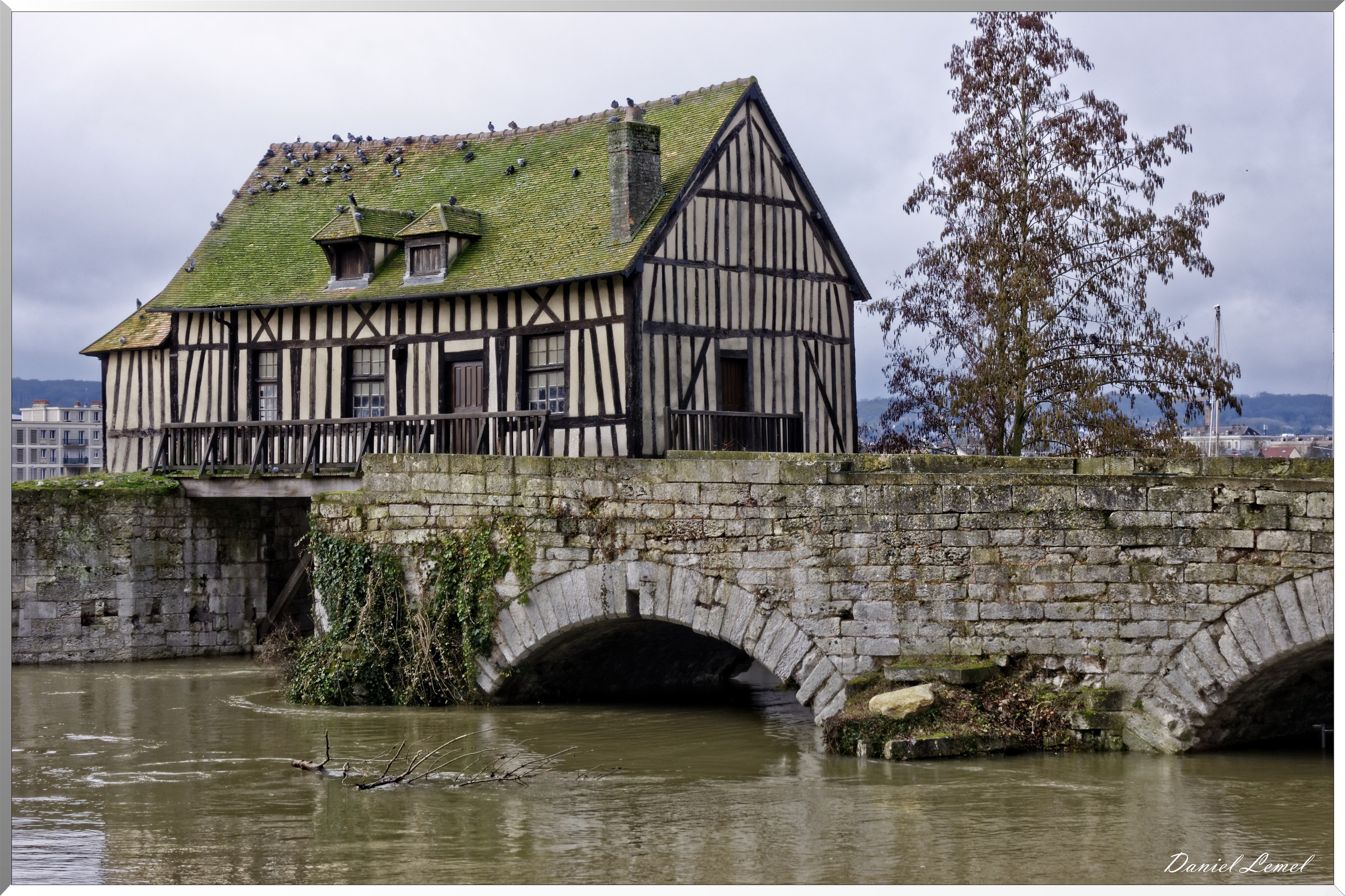 Le vieux moulin à Vernon