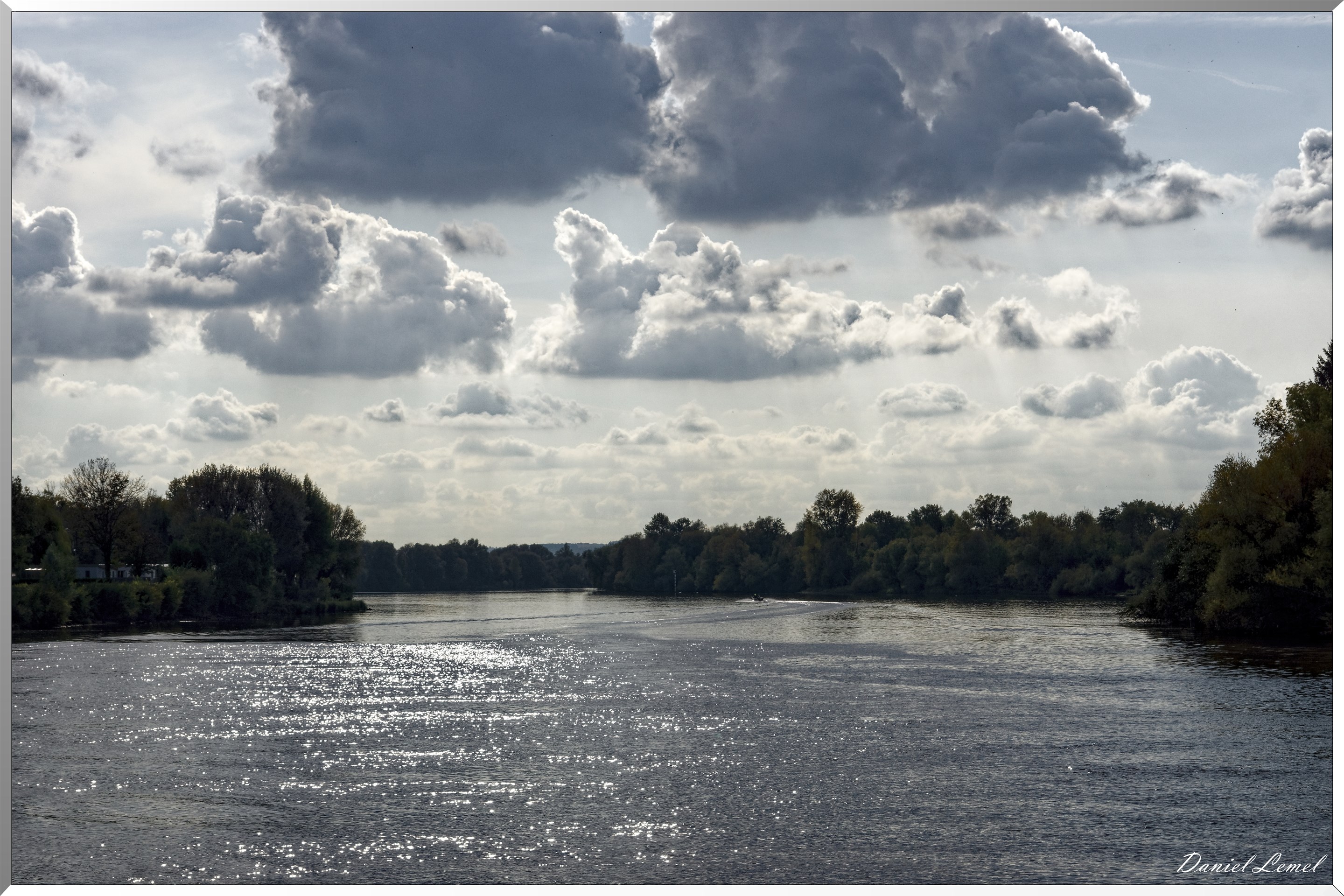  DSC0007 DxOW