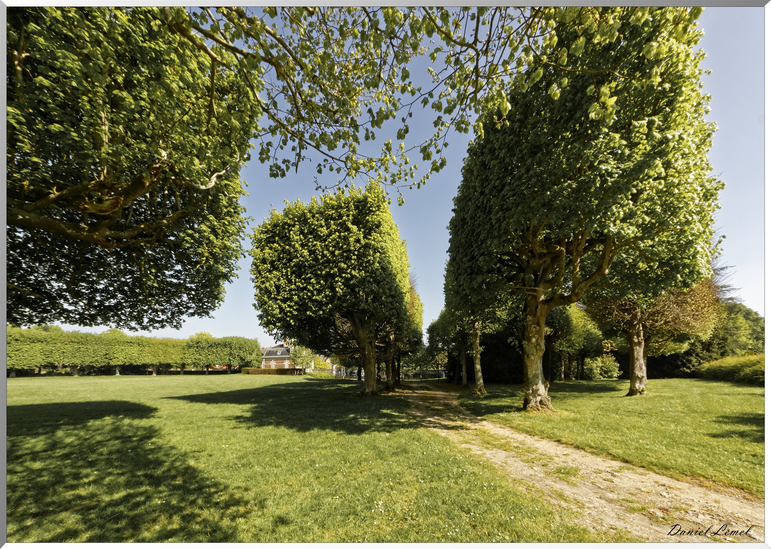  DSC0054 DxOW