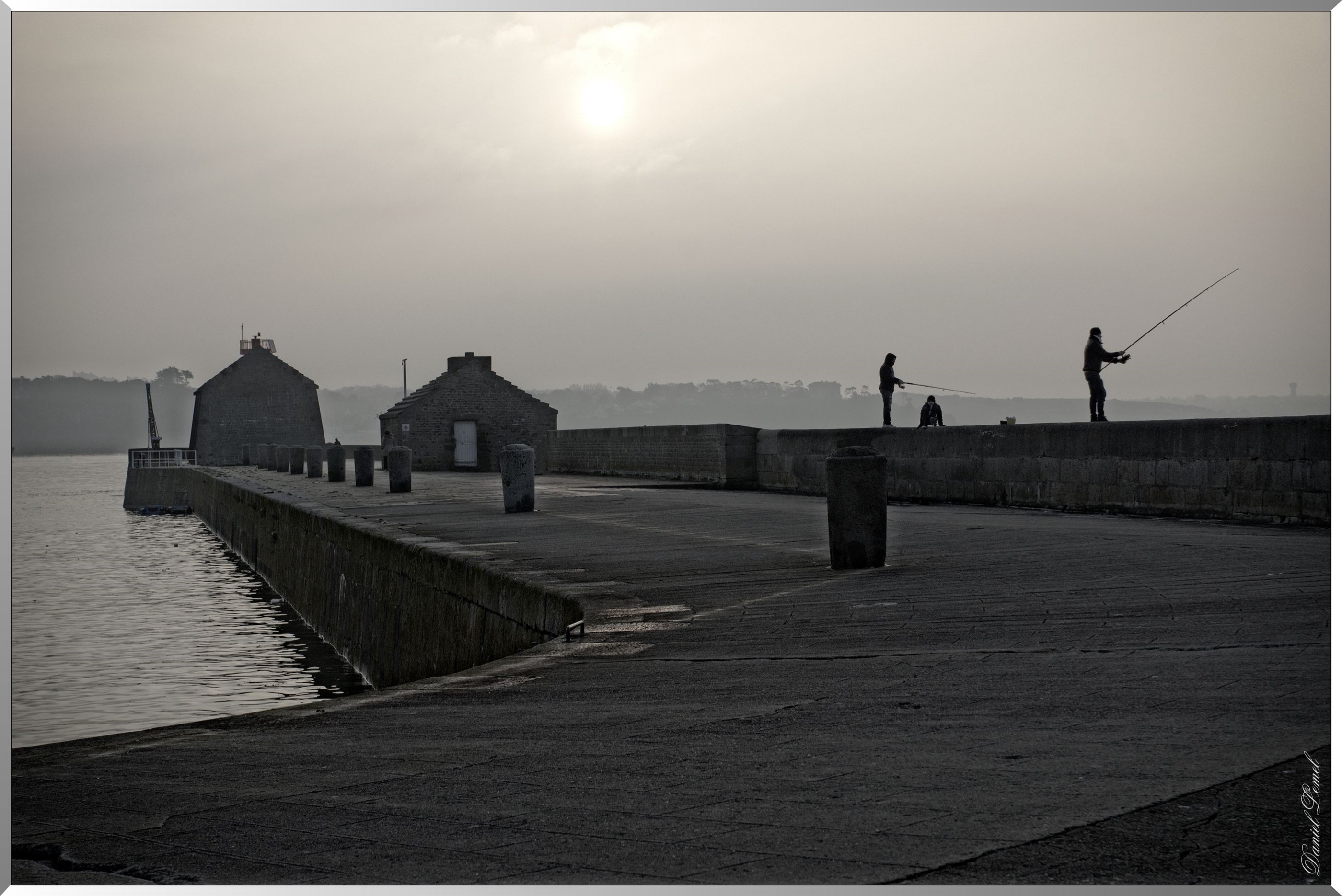 Pêche sur la jetée nord