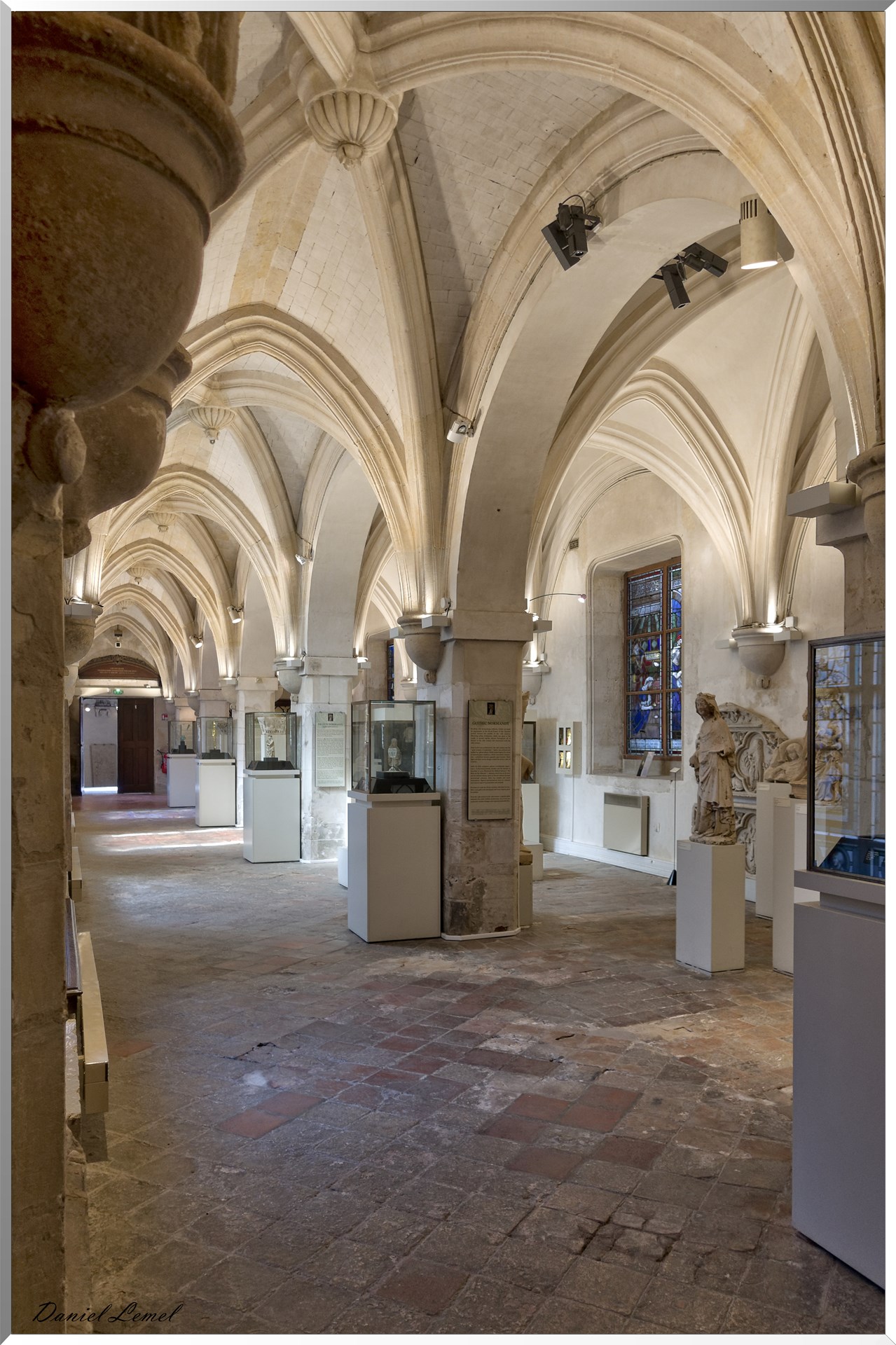 DSC05405 DxOW