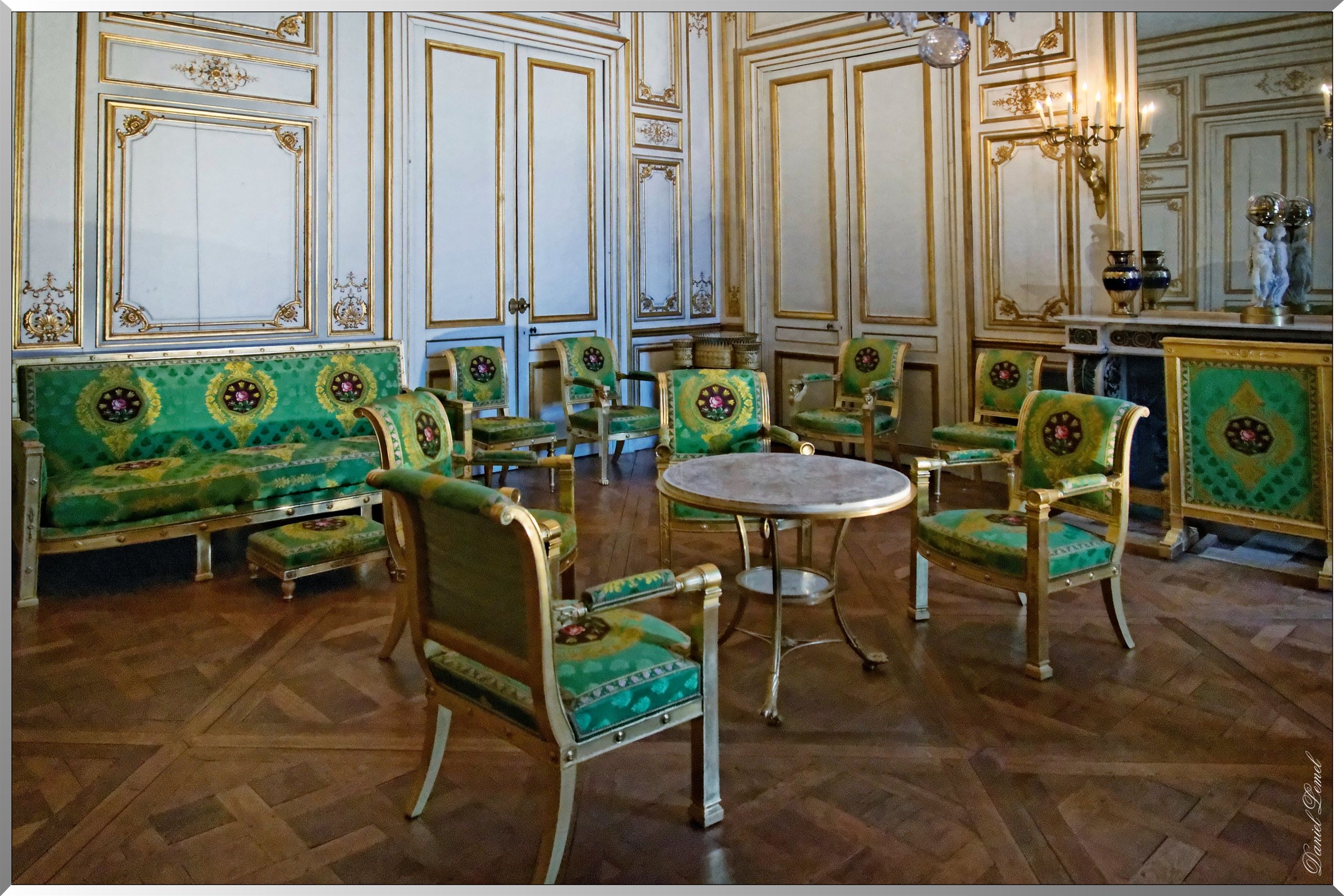 Le salon blanc