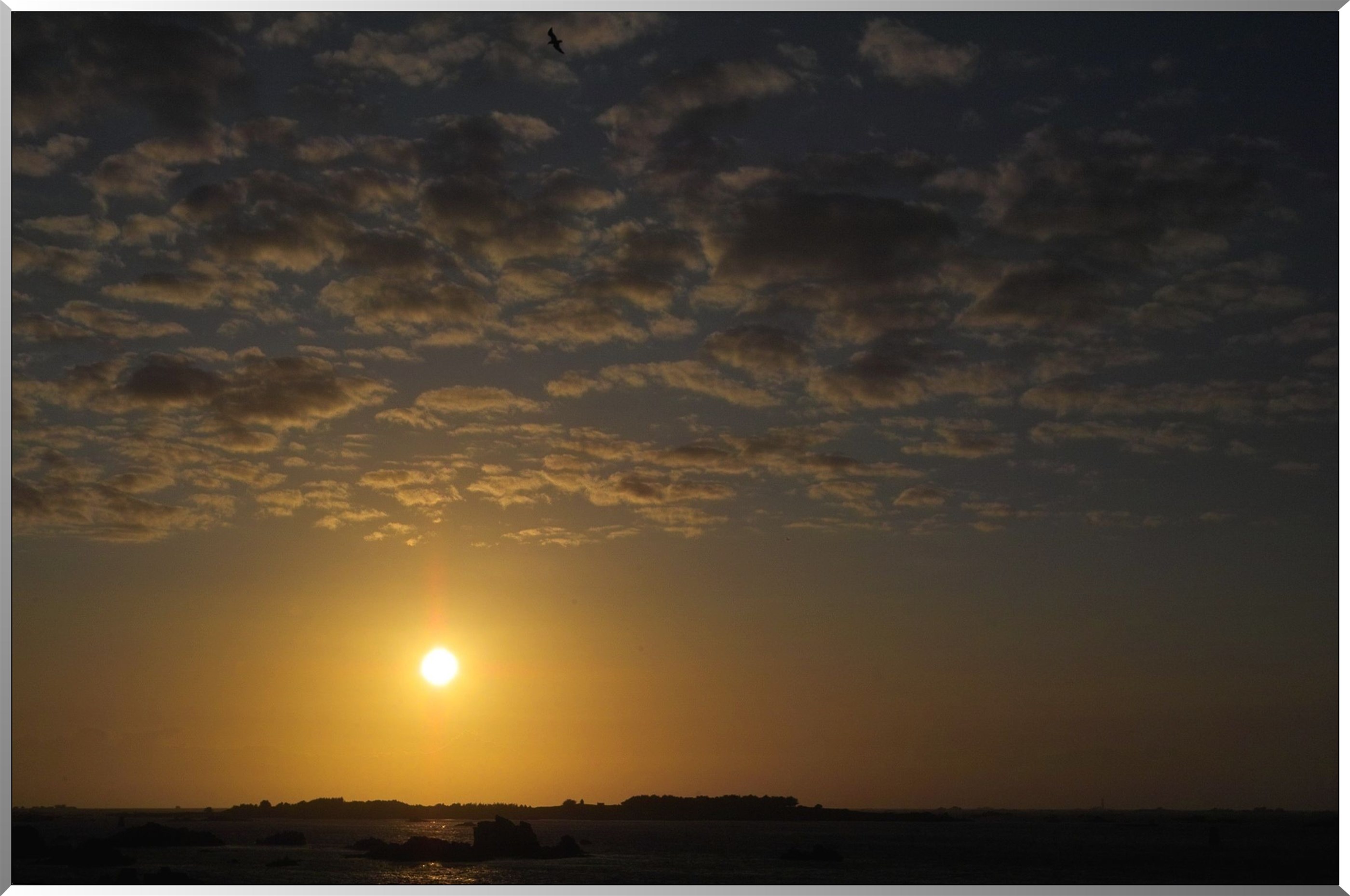 Ile Maudez au soleil couchant