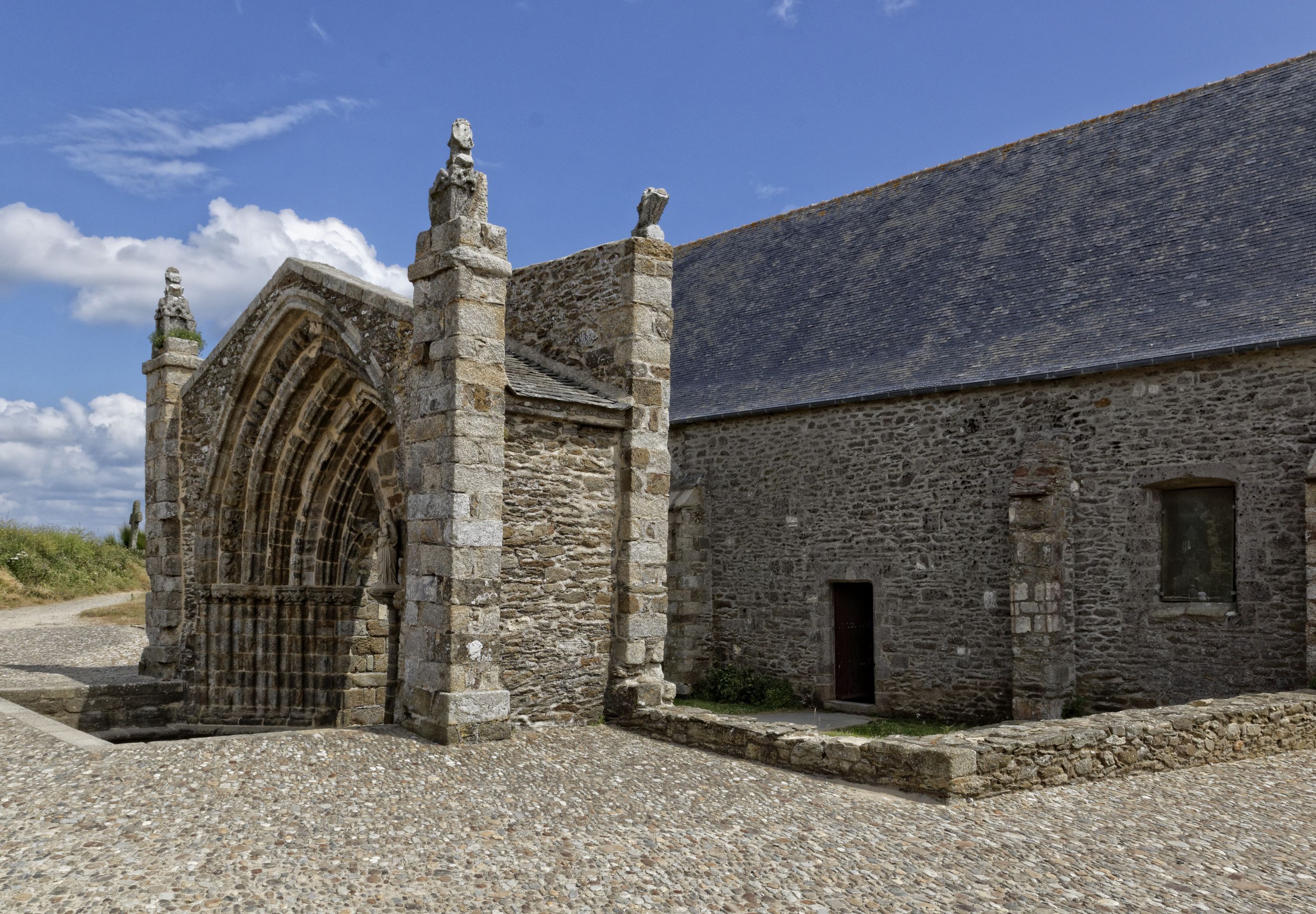 Entrée de la Chapelle
