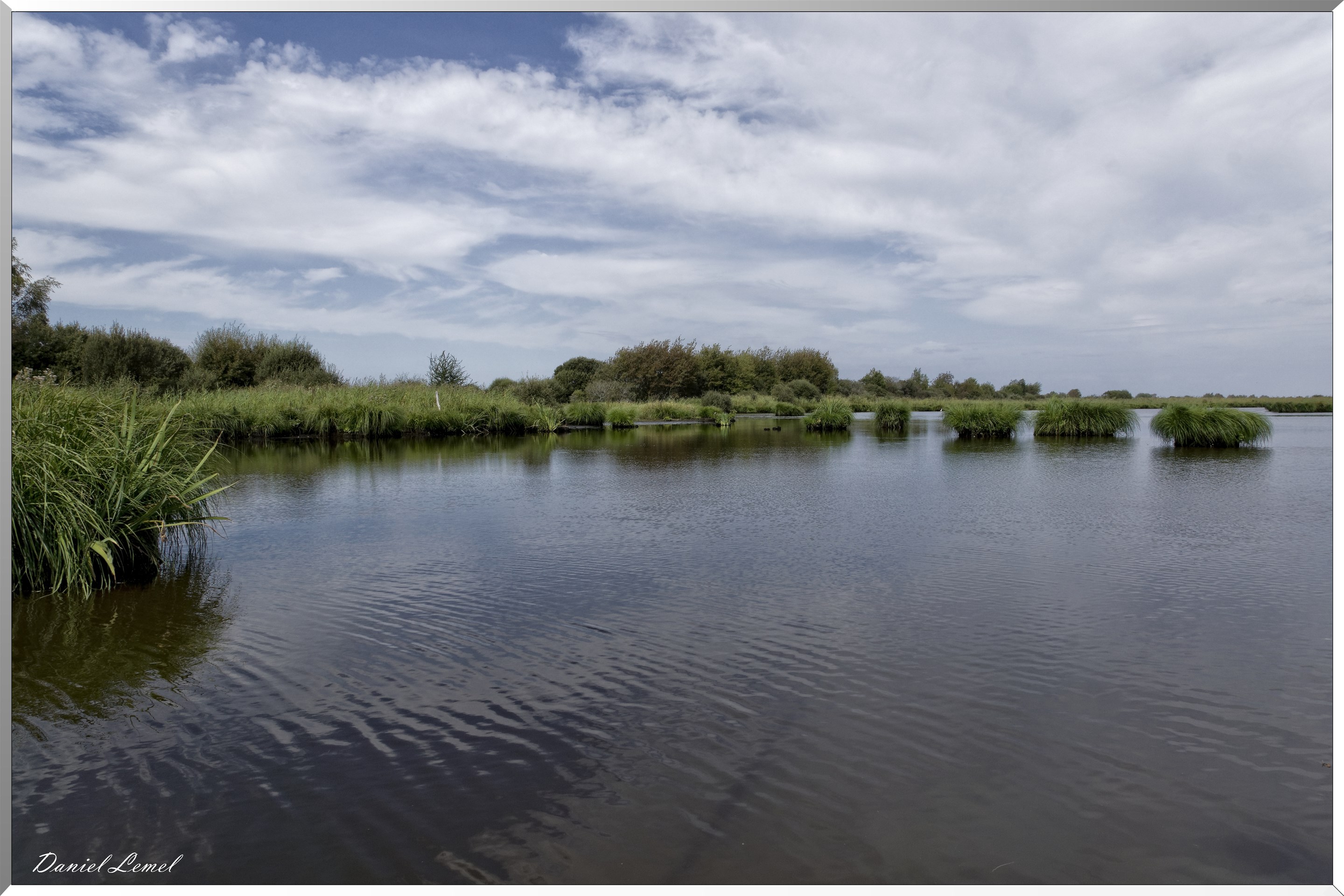  DSC0081 DxOW