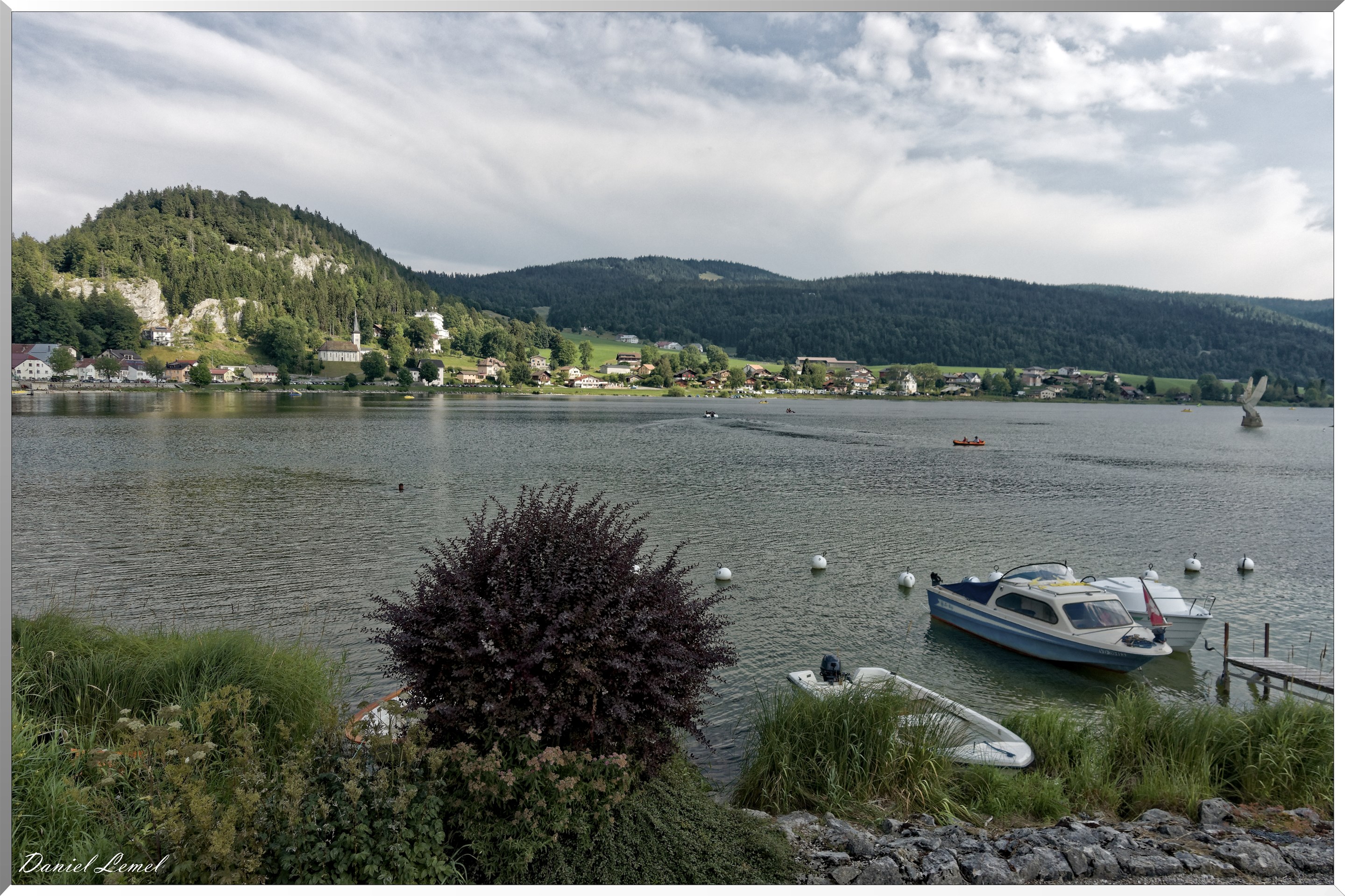 Le lac vu du Pont
