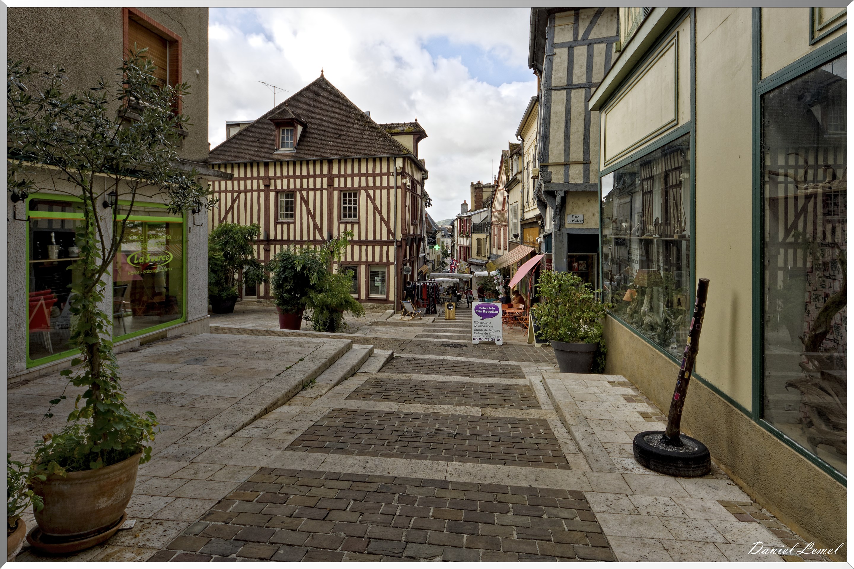 Rue