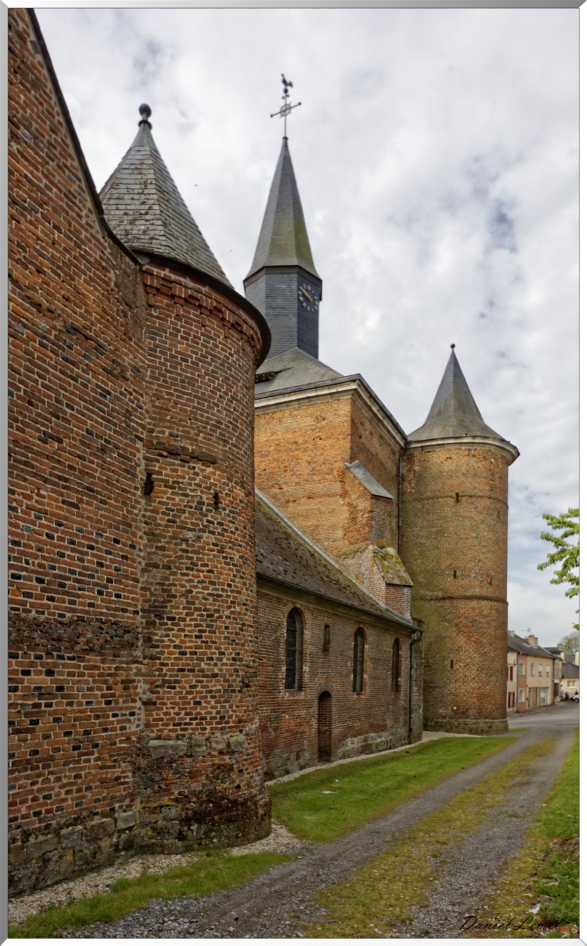 Les églises fortifiés de Thiérache