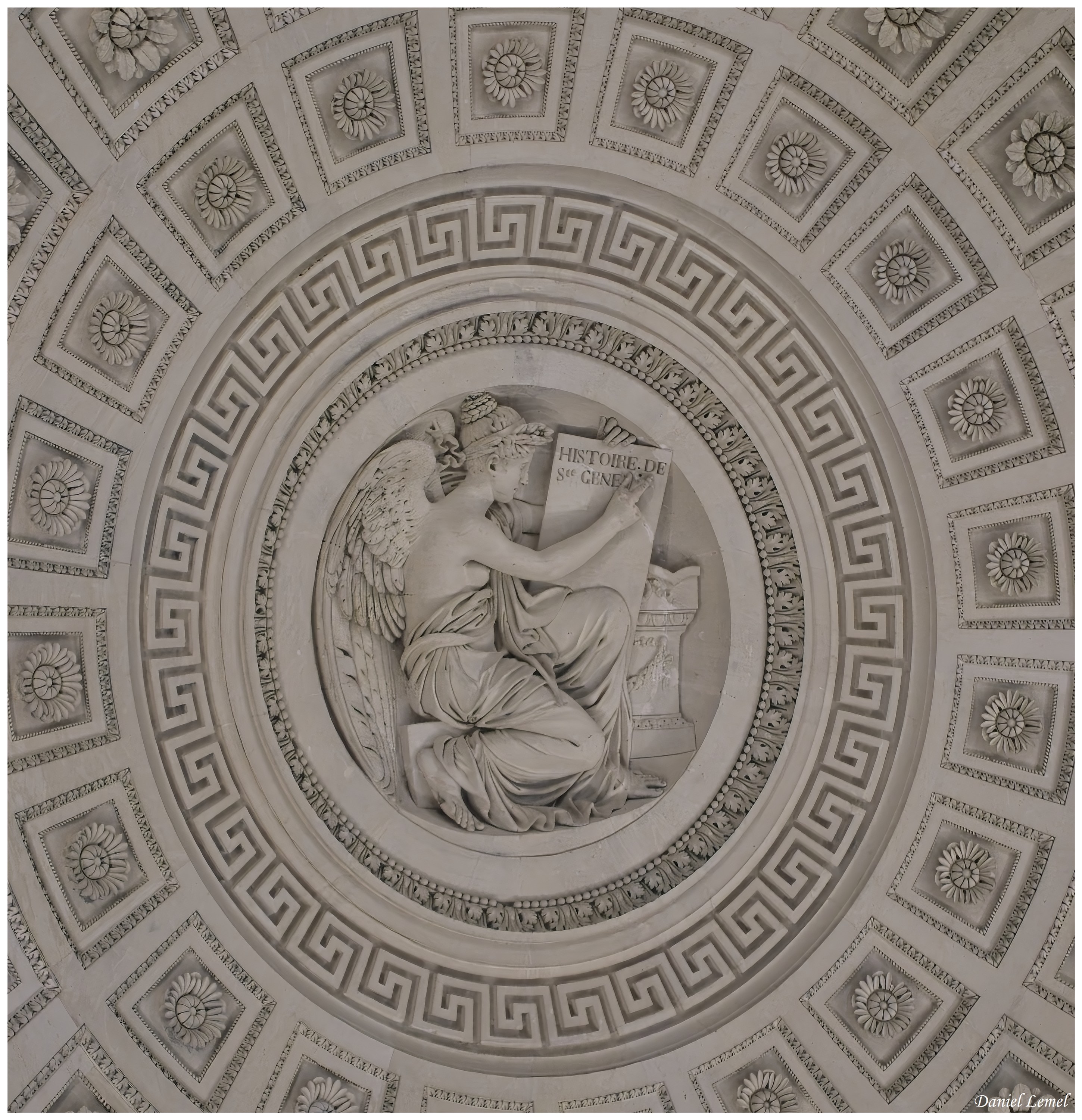  DSC3503W
