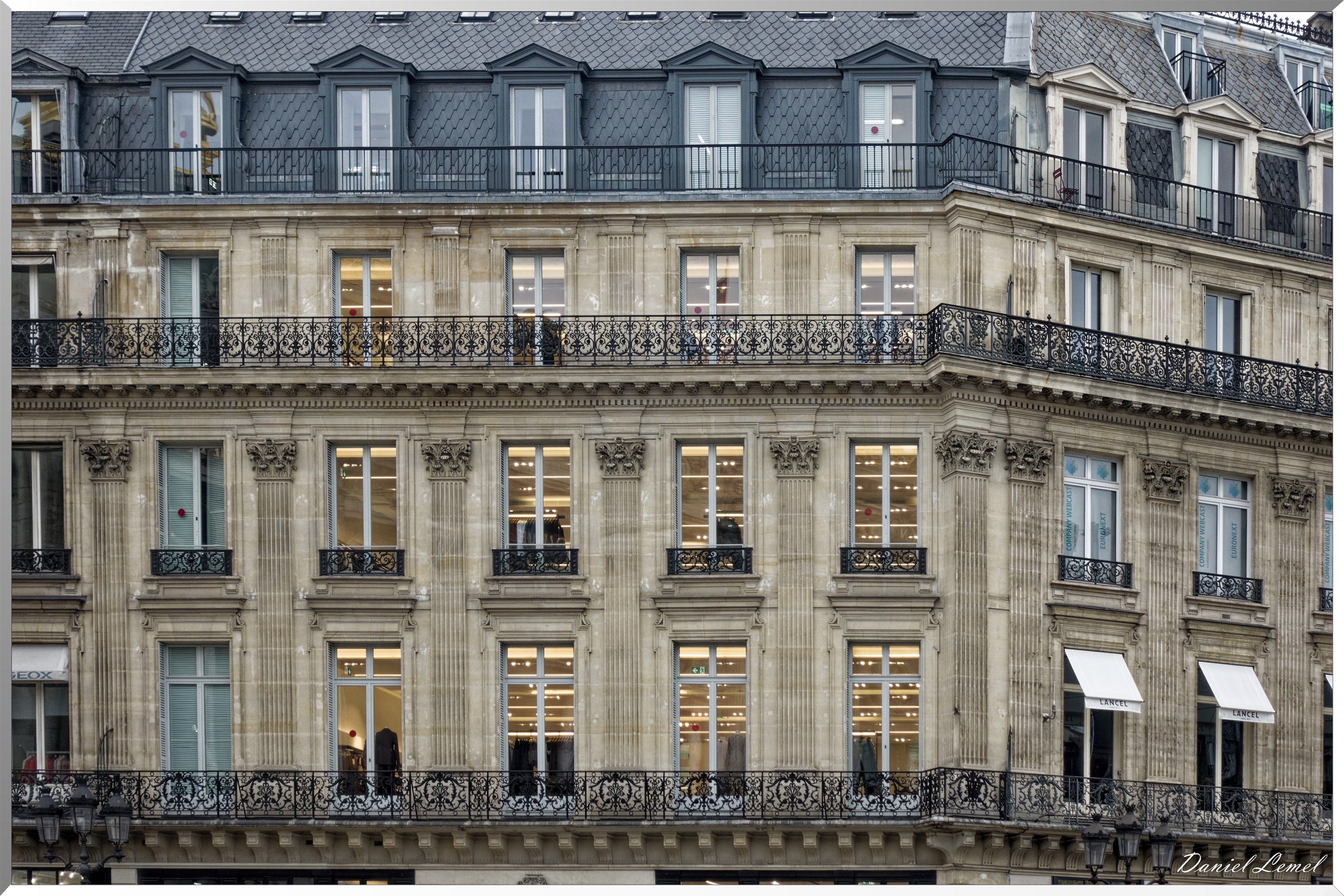 Façade d'immeubles Haussmanniens