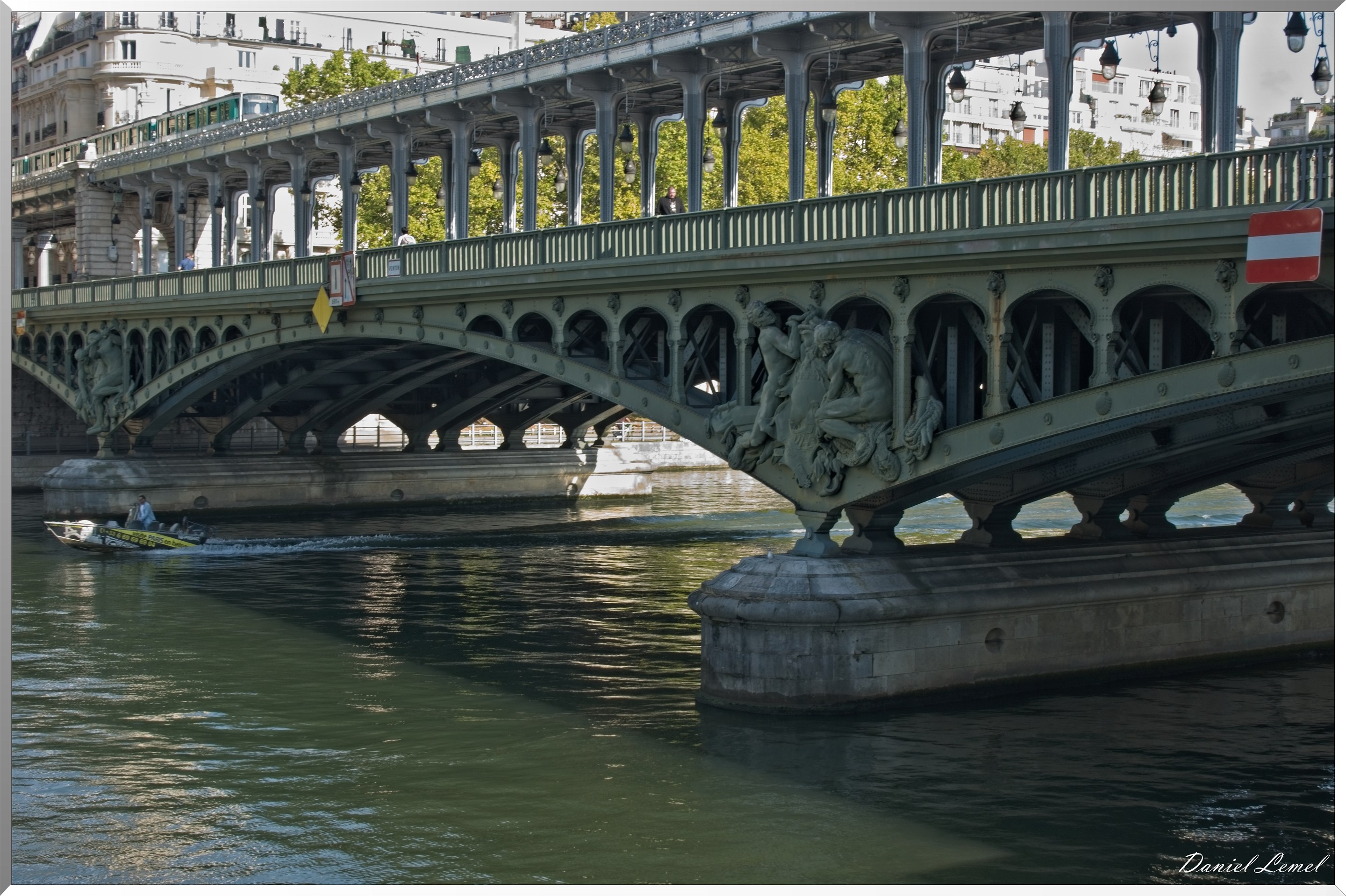 Pont de Bir Hakeim