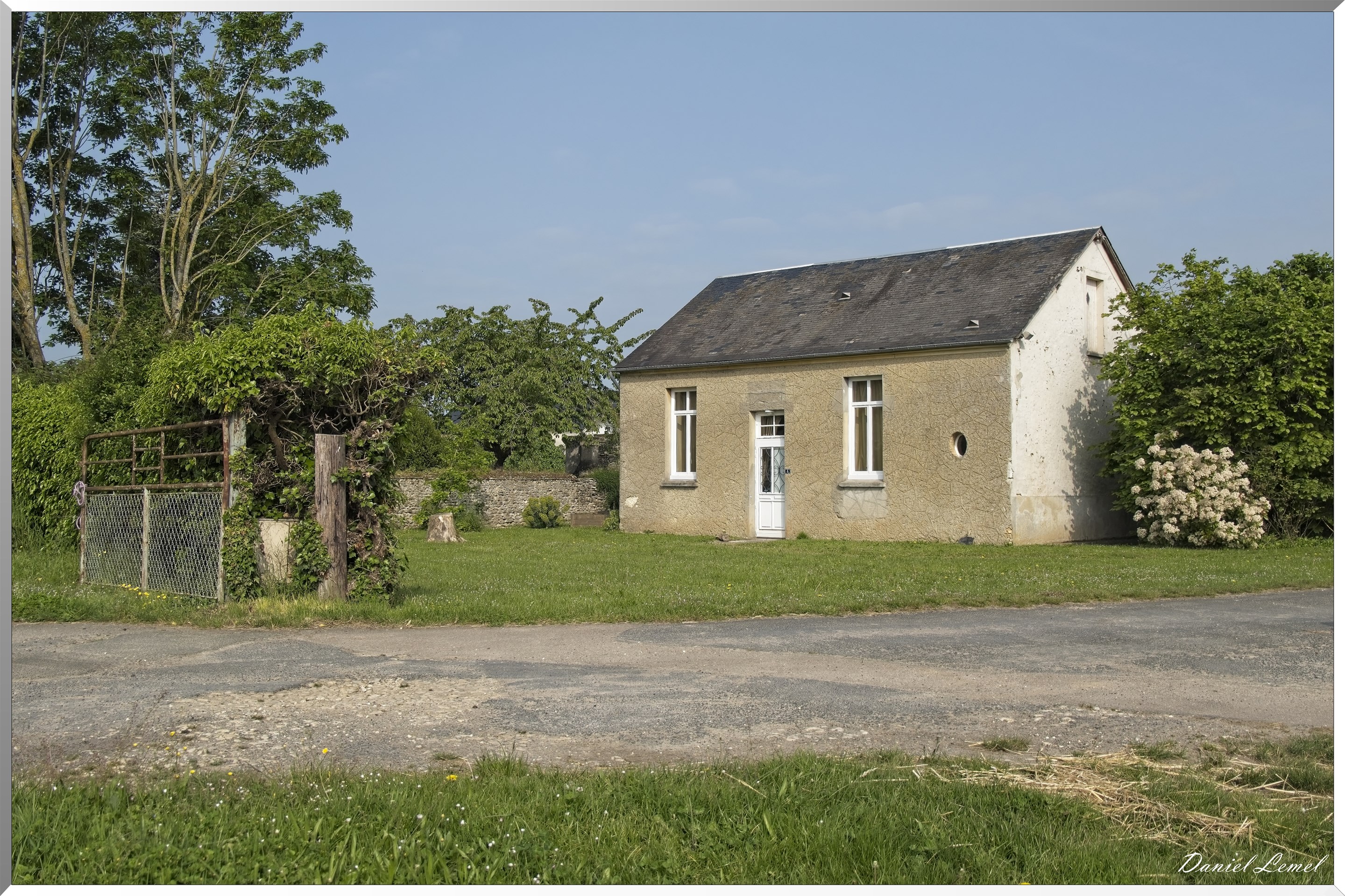 Bus-Saint-Rémy