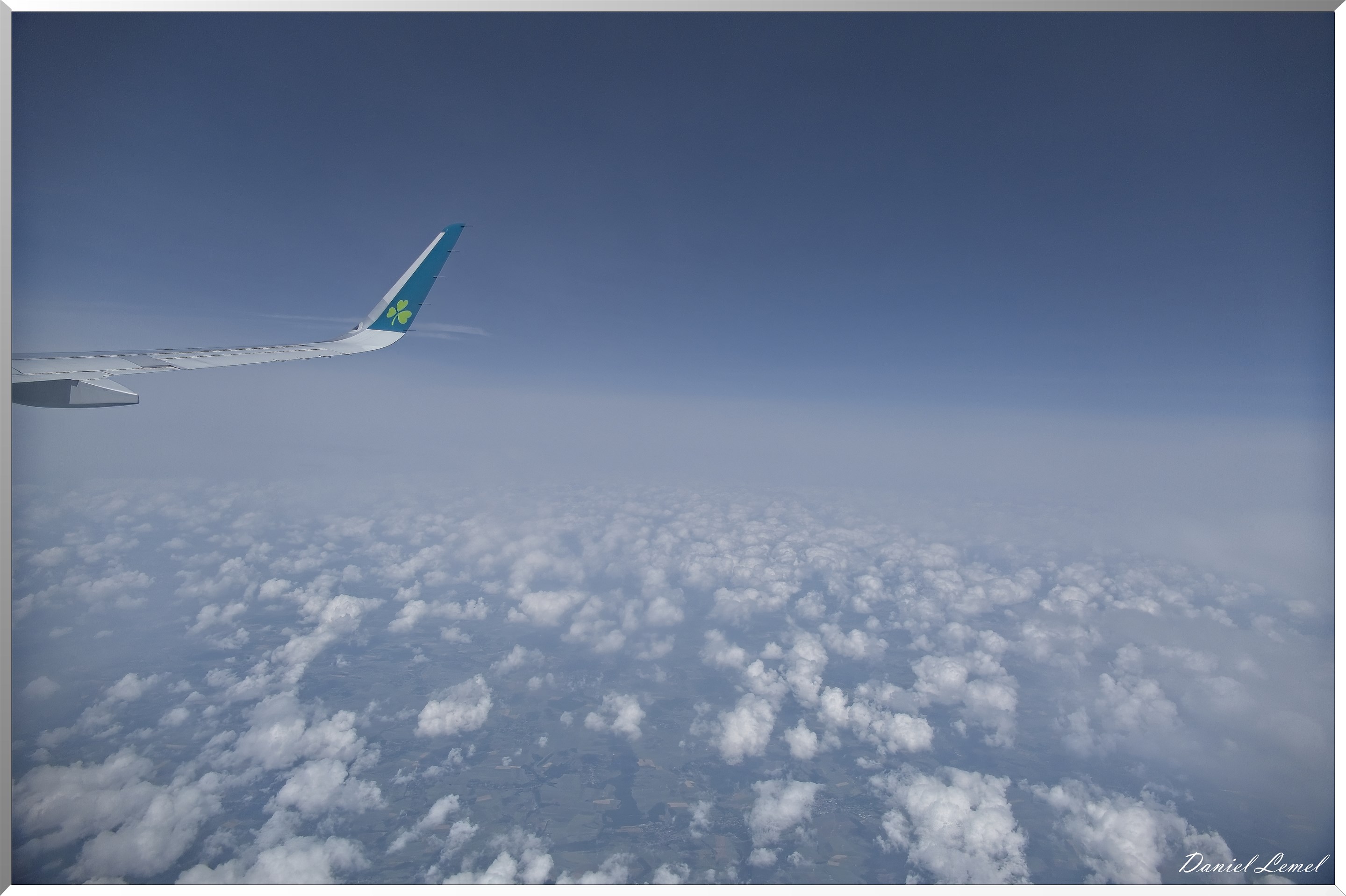 Au dessus des nuages