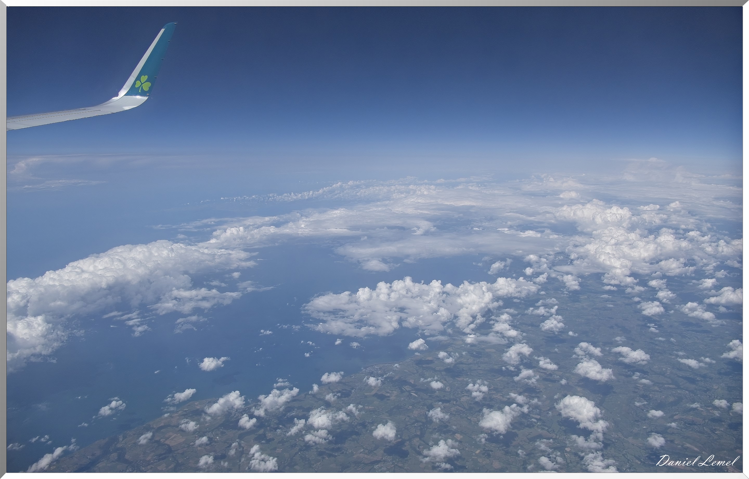 Au dessus des nuages