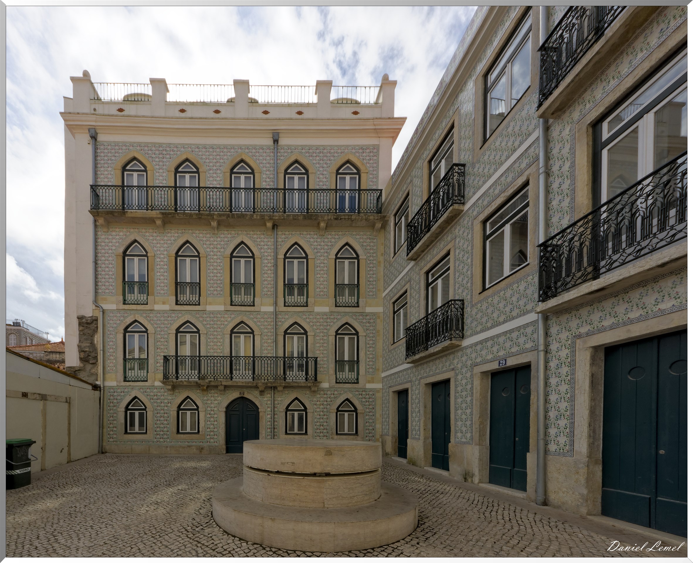  DSC0053 DxOW