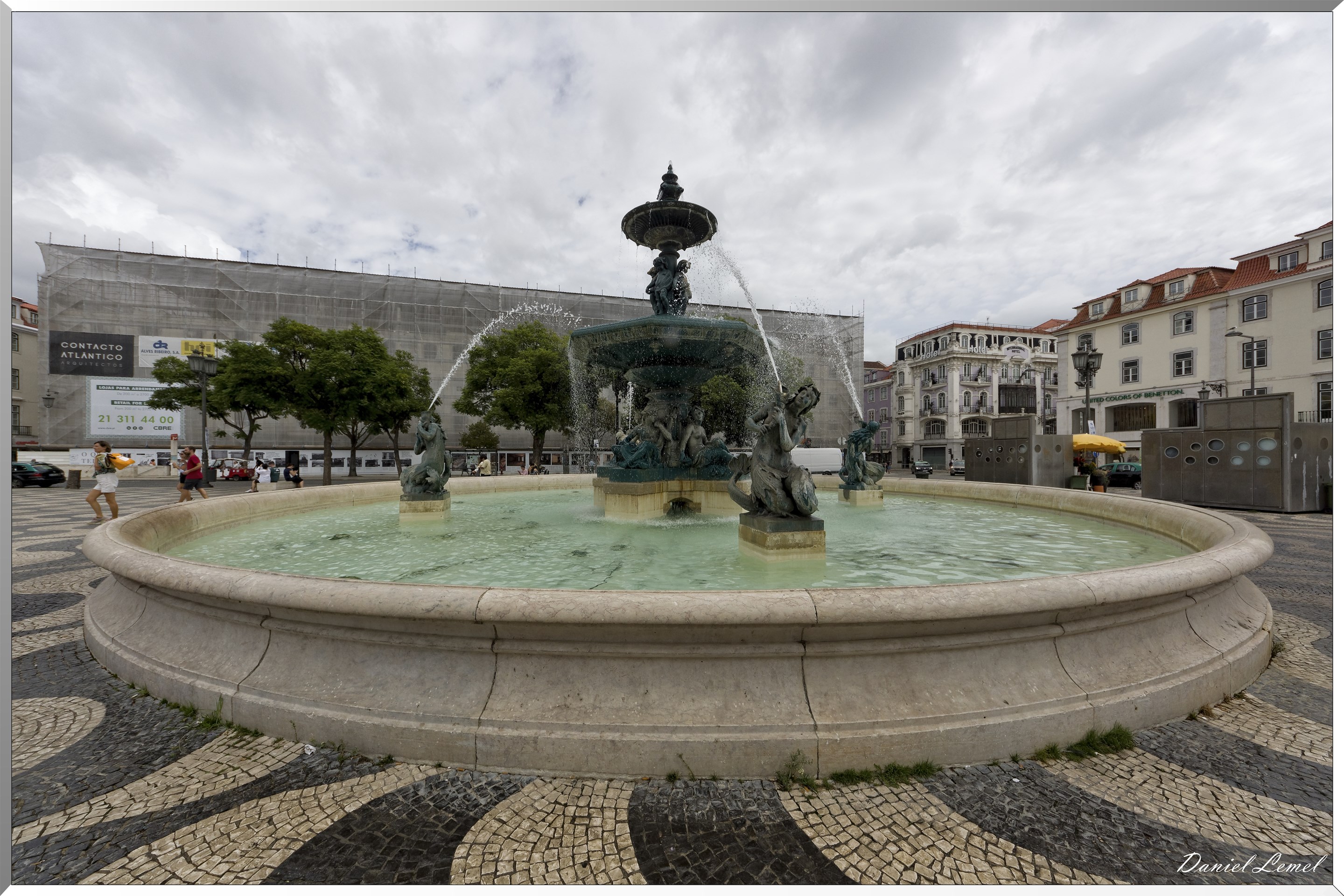  DSC0090 DxOW