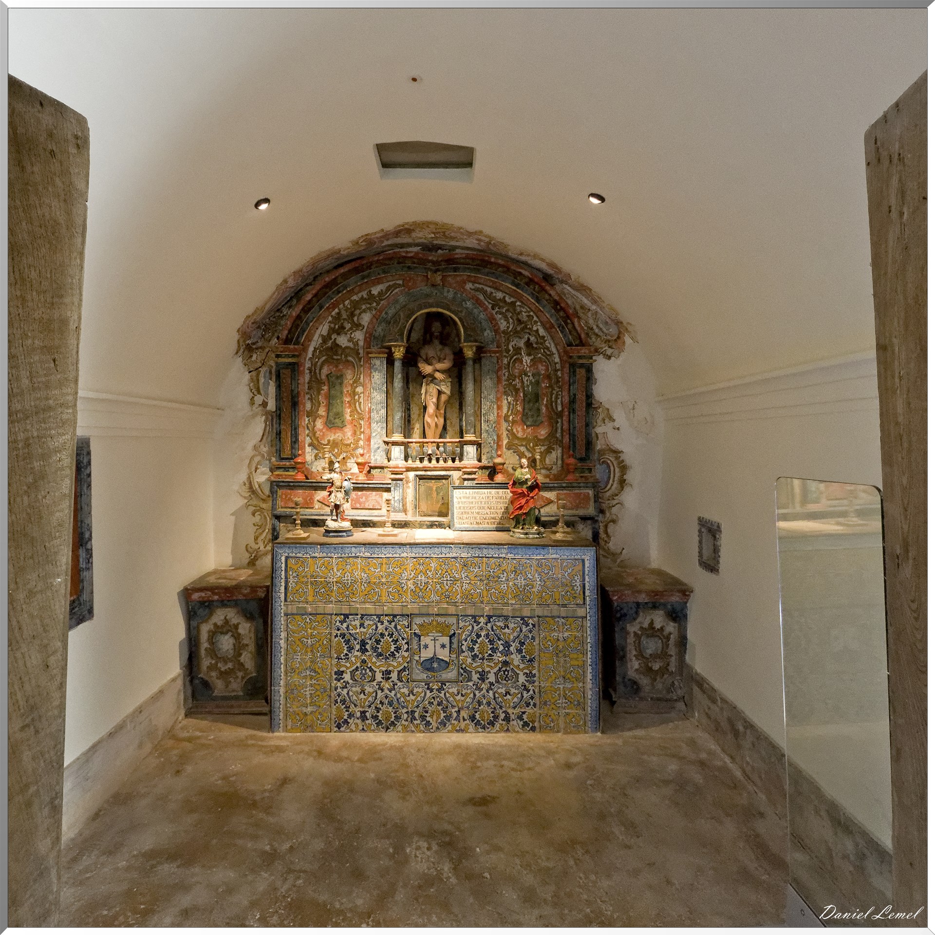  DSC0066 DxOW