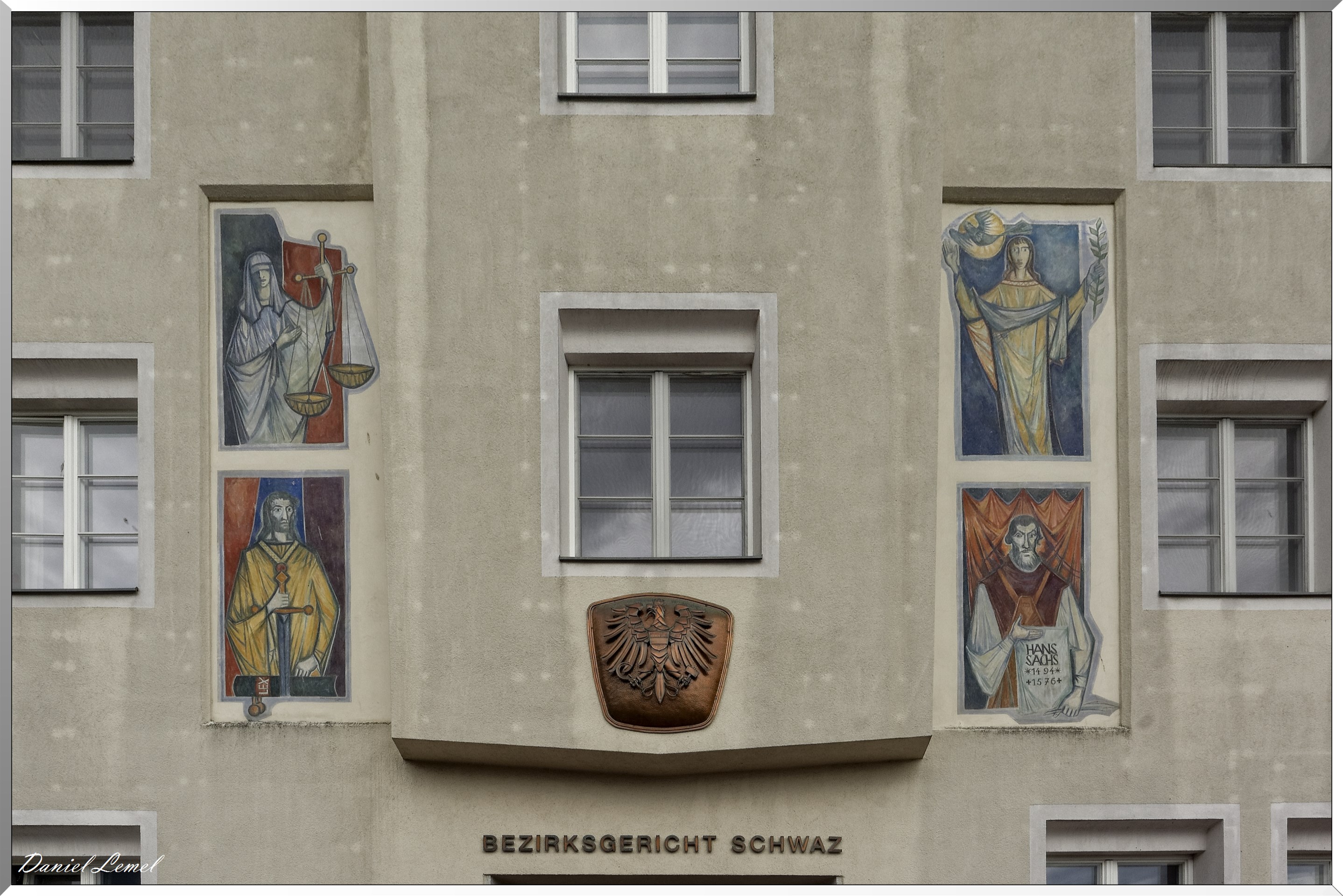Façade du tribunal