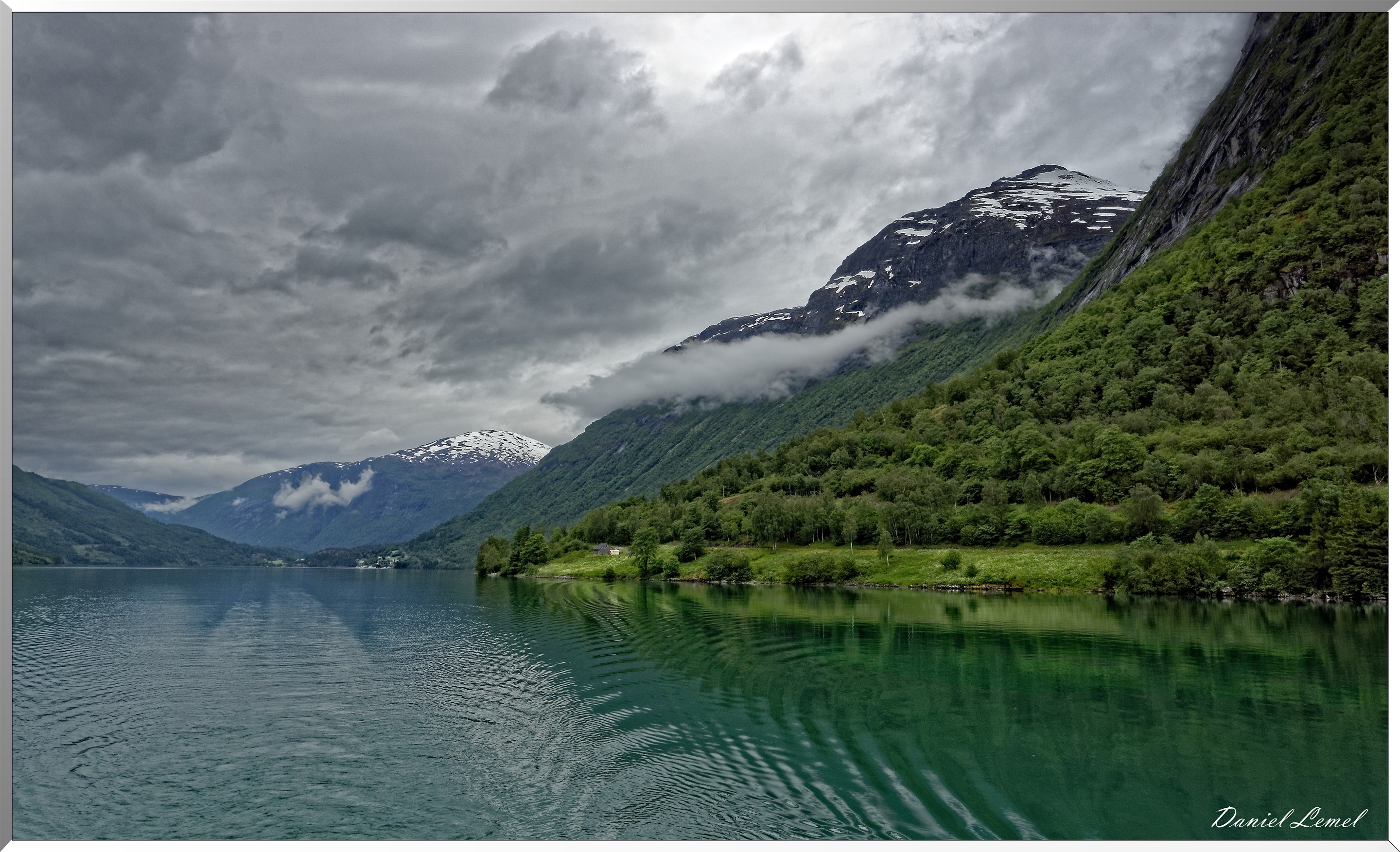 Le lac Lofvatnet